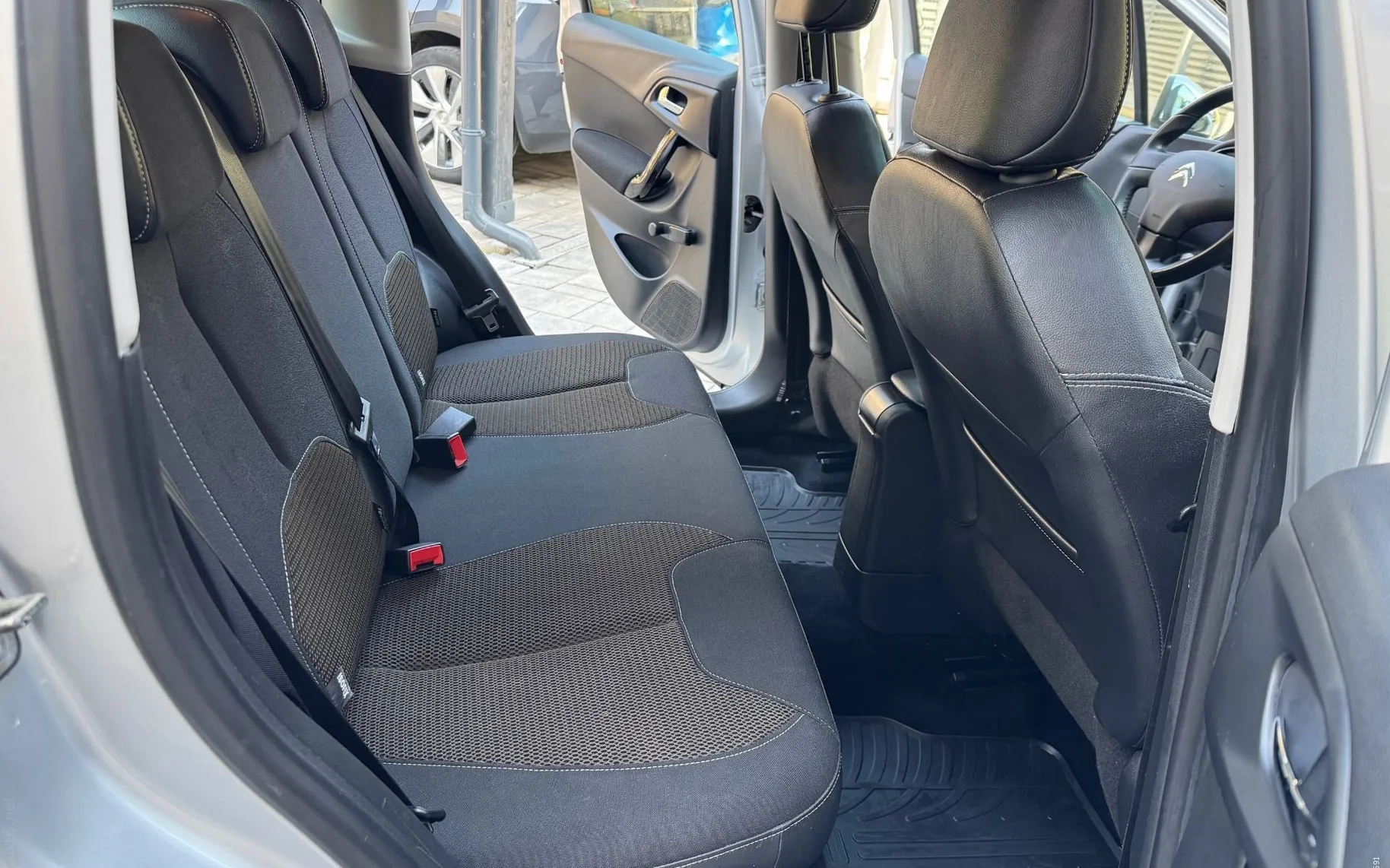 Notranja slika - Citroën C3 - 1.6 i 16V -DIGI KLIMA-SLOVENSKI-... - 12