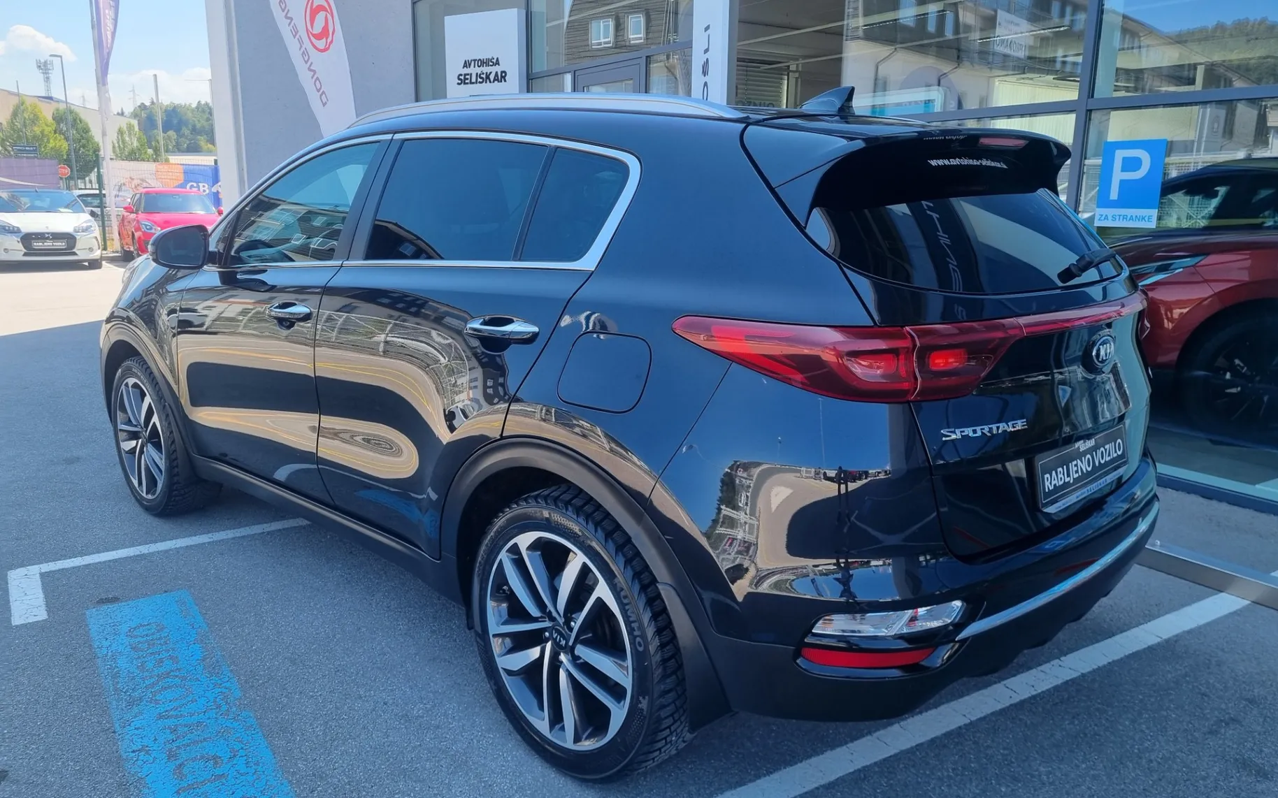 Zunanja slika - KIA Sportage - 2WD 1.6 TD - SLOVENSKI + 1. LASTNIK + ZGODOVINA - 28