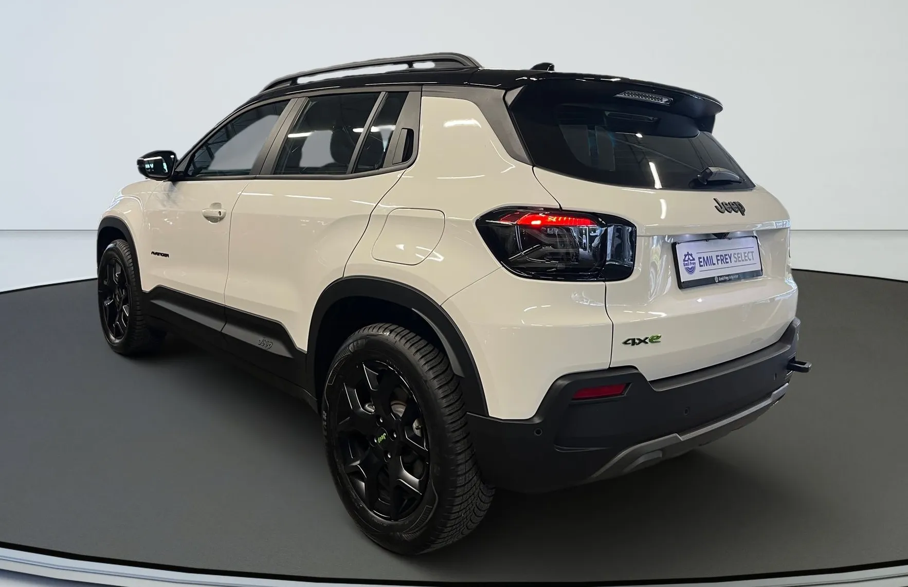 Zunanja slika - Jeep Avenger - 1.2 E-DCT6 MHEV 145 4xe - 4