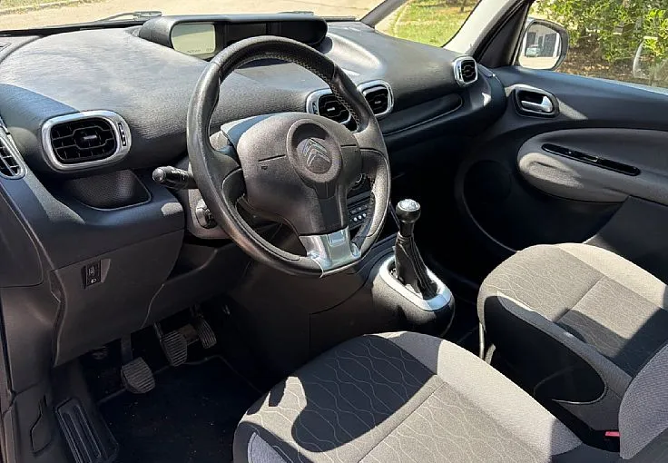 Zunanja slika - Citroën C3 Picasso - 1.6 VTi Exclusive - 9
