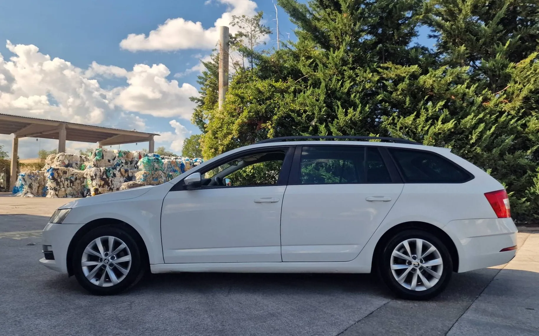 Zunanja slika - Škoda Octavia - 1.6 TDI DSG NA KREDIT BREZ POLOGA - 5