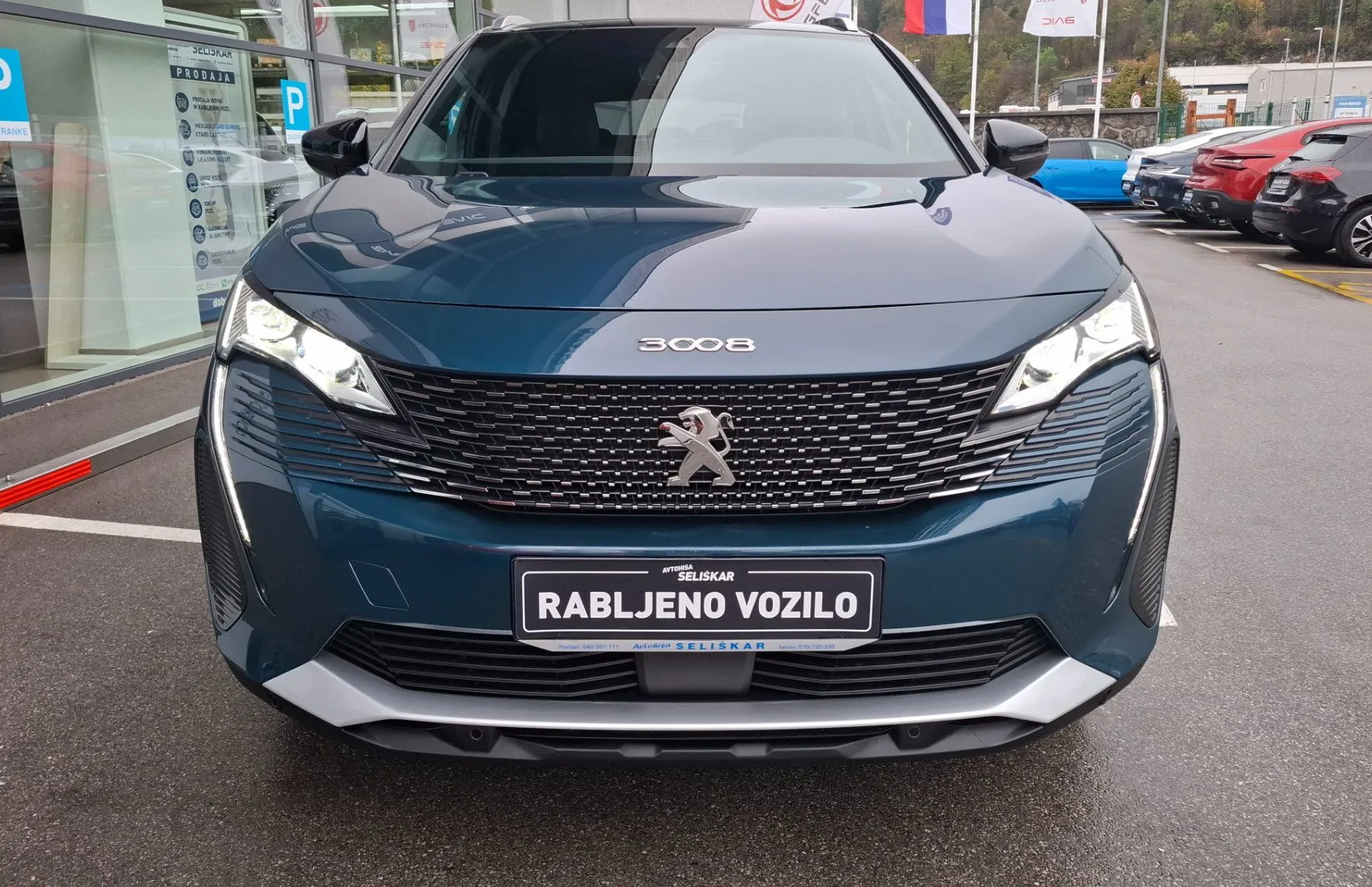 Zunanja slika - Peugeot 3008 - 1.2 MHEV 136 GT OPREMA Avtomatik + VLEČNA KLJUKA - 3