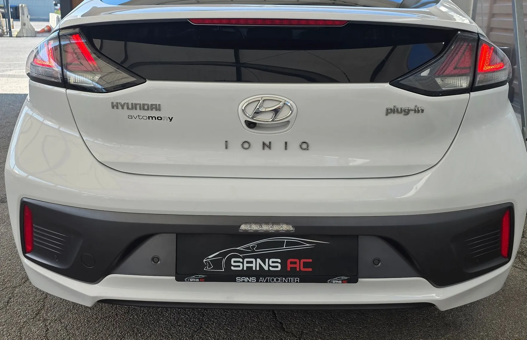 Zunanja slika - Hyundai Ioniq - - SLO-  LED - USNJE - KAMERA - MEMORY - FUL OPREMA - 4