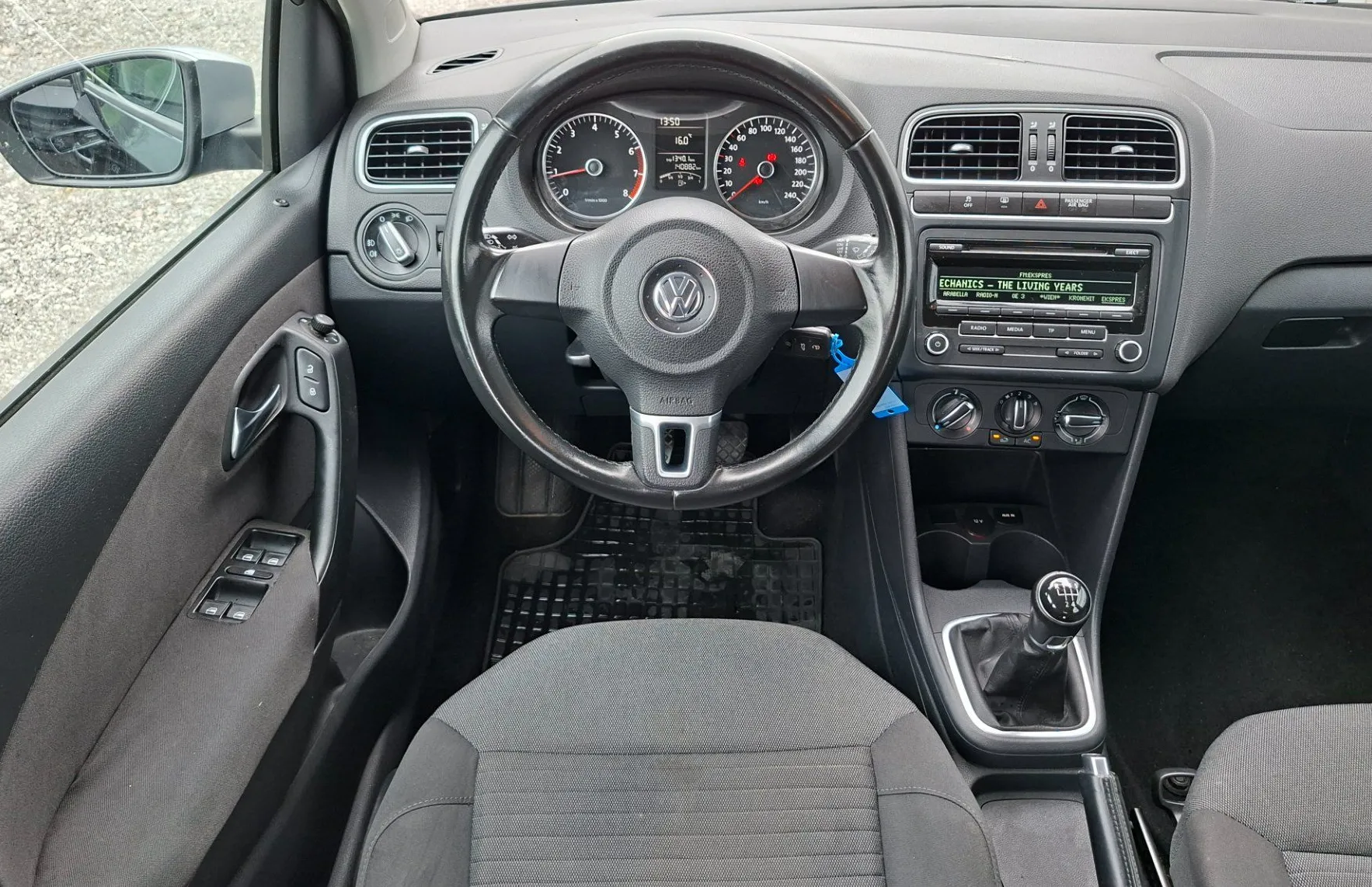 Zunanja slika - Volkswagen CrossPolo - 1.2 TSI - 9