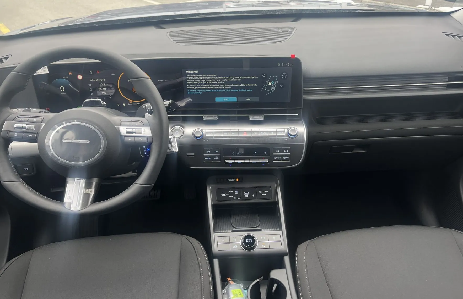 Zunanja slika - Hyundai Kona - Electric 48.6 kWh 99kW PREMIUM+ WINTER - 11