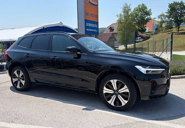 Zunanja slika - Volvo XC60 - T6 AWD Recharge Twin Engine Core PANORAMA 350KM - 5