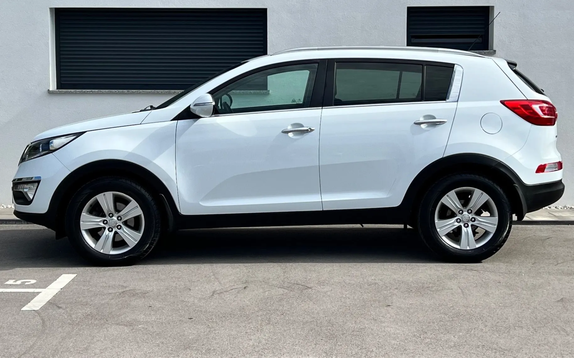 Zunanja slika - KIA Sportage - 1.7 CRDi+SLO+ALU+PDC+USB - 5