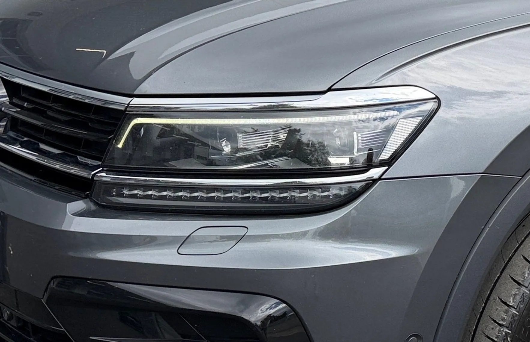 Zunanja slika - VW Tiguan - 4motion 2.0 TDI BMT DSG R-Line-Black Style-WEBASTO - 5
