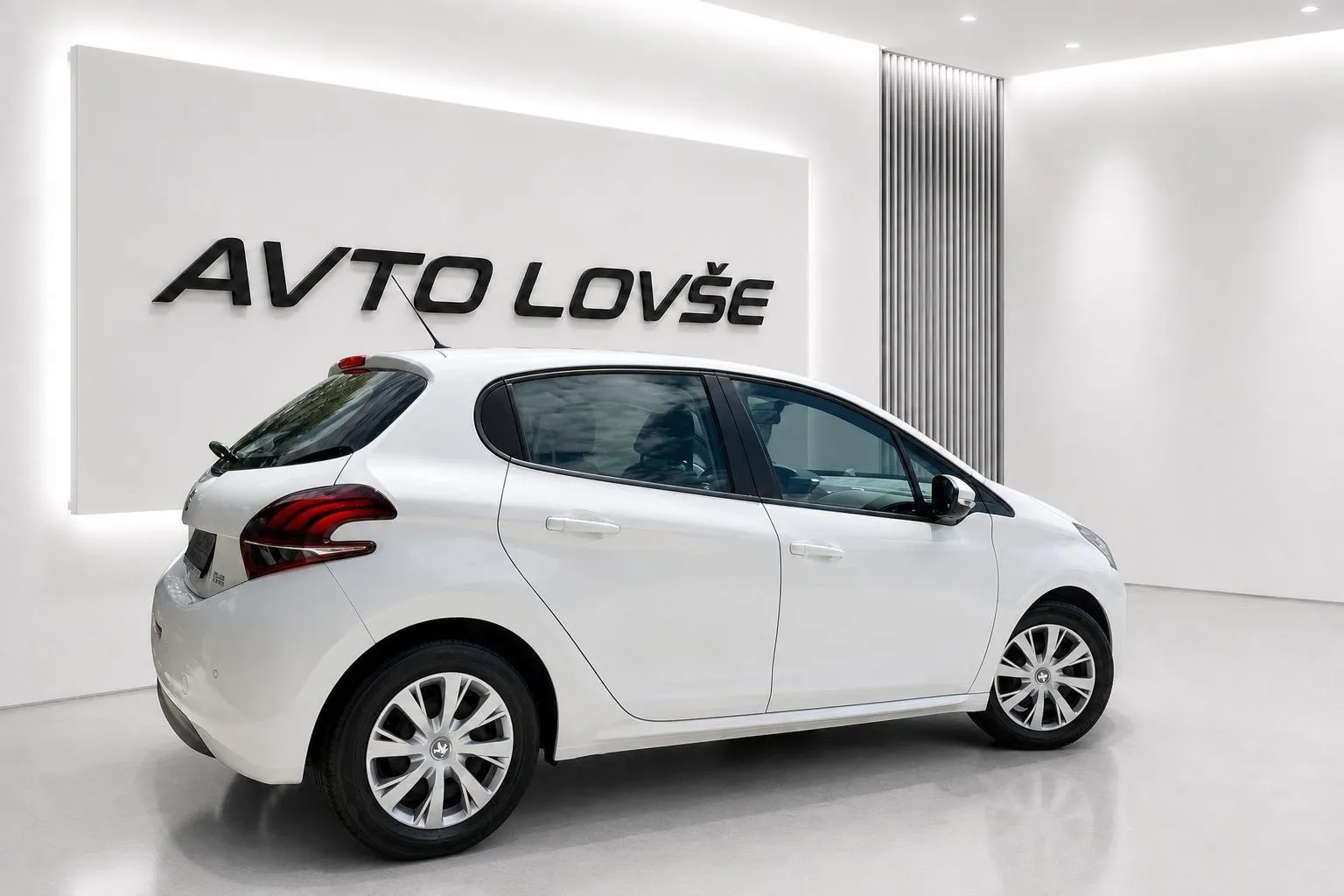 Zunanja slika - Peugeot 208 - 1.2 PureTech ACTIVE-1 LASTNICA-59000 km-NAVI-PDC - 3
