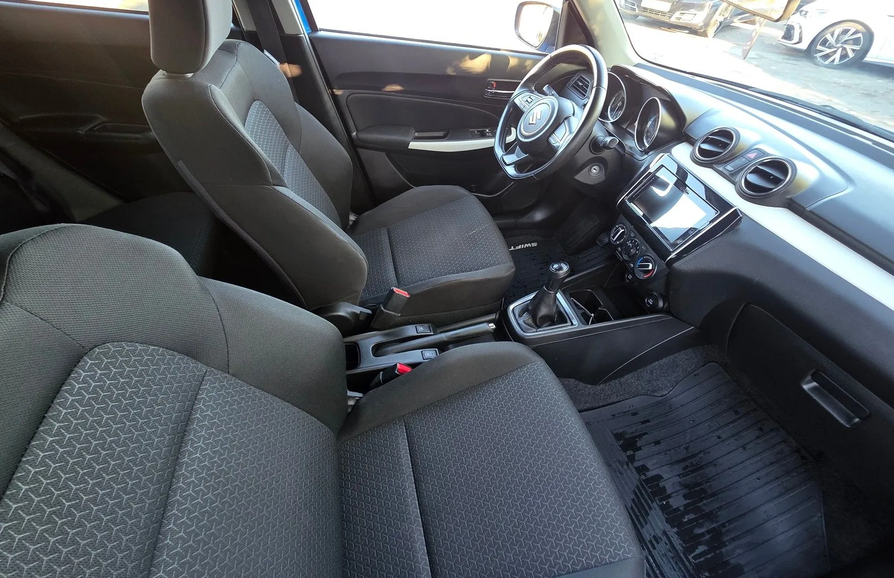 Zunanja slika - Suzuki Swift - 1.2 VVT KAMERA-ALU-1.LASTNIK-SLOVENSKI - 11