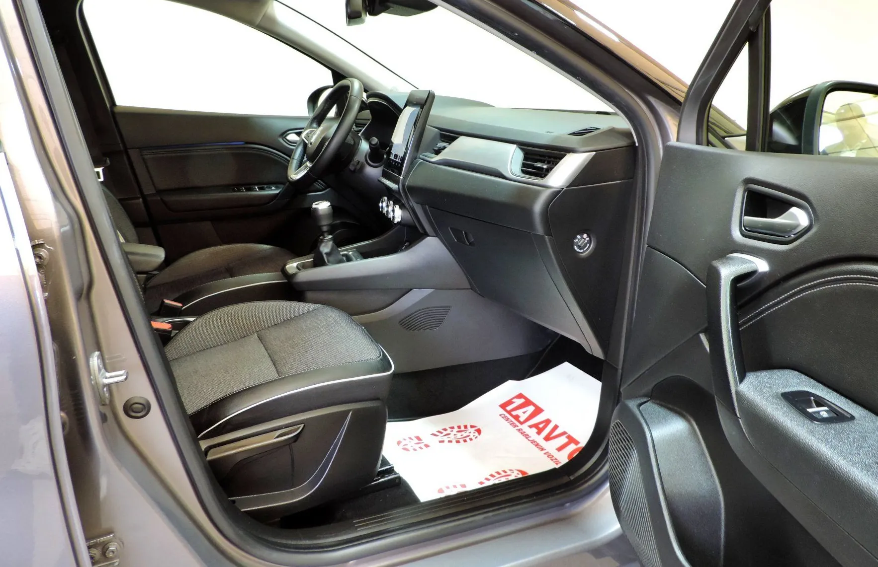 Zunanja slika - Renault Captur - TCe 90 Techno LED-KAMERA-KEYLESS - 11