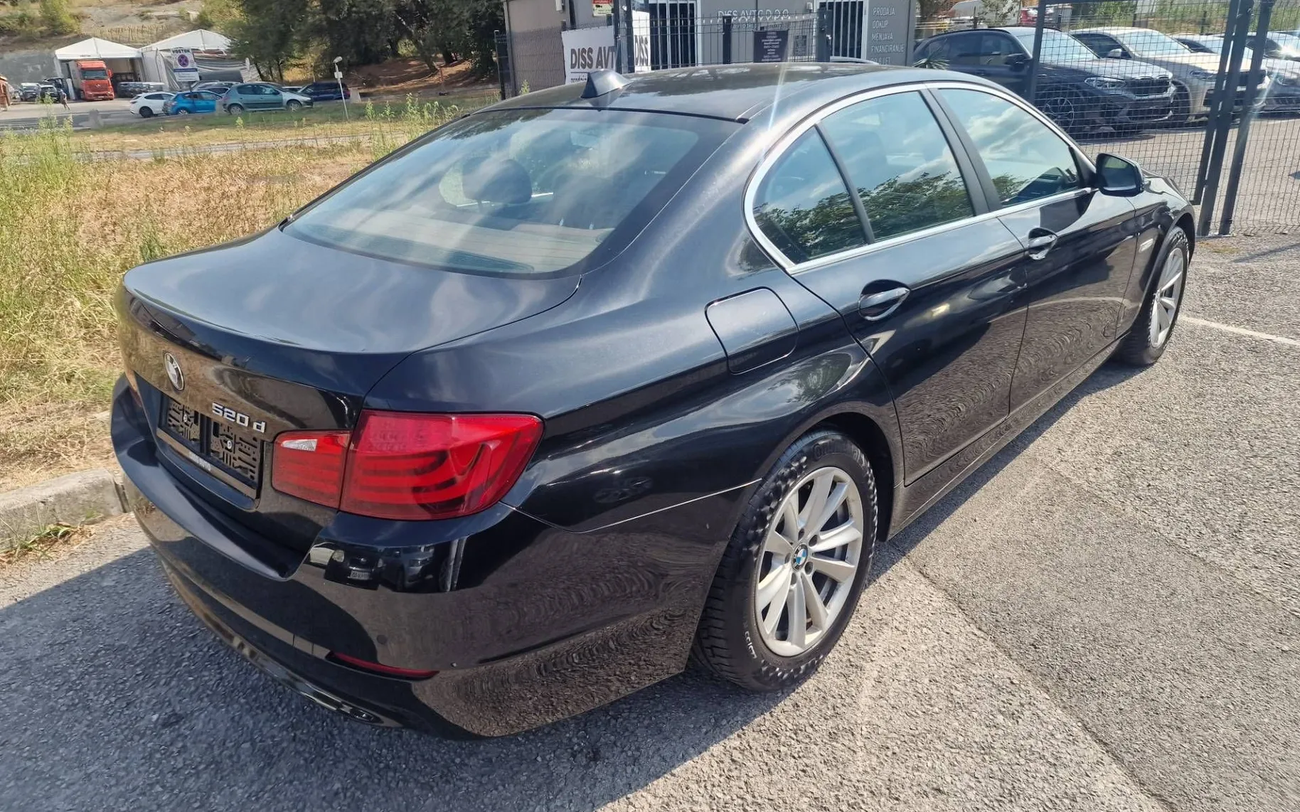 Zunanja slika - BMW serija 5: - 520d SLO NA KREDIT BREZ POLOGA - 1