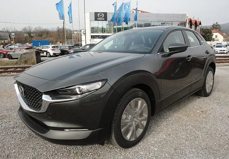 Zunanja slika - Mazda CX-30 - 2.5 G-140 MHEV CENTRE-LINE AT - 1
