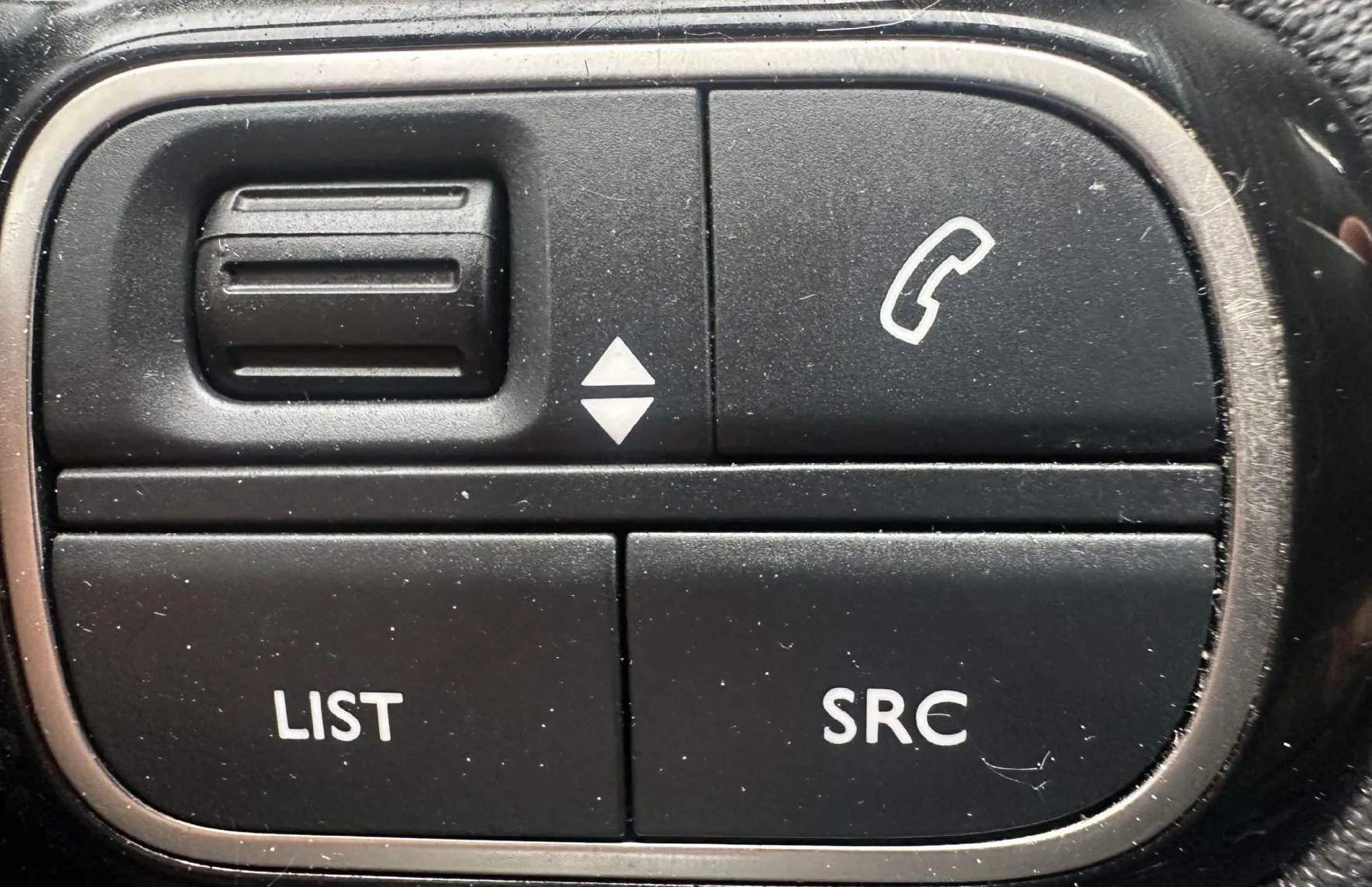 Zunanja slika - Citroën C5 Aircross - Shine Pack BlueHDi 130.KAMERA.NAVI.LED.USNJE.TOP - 16