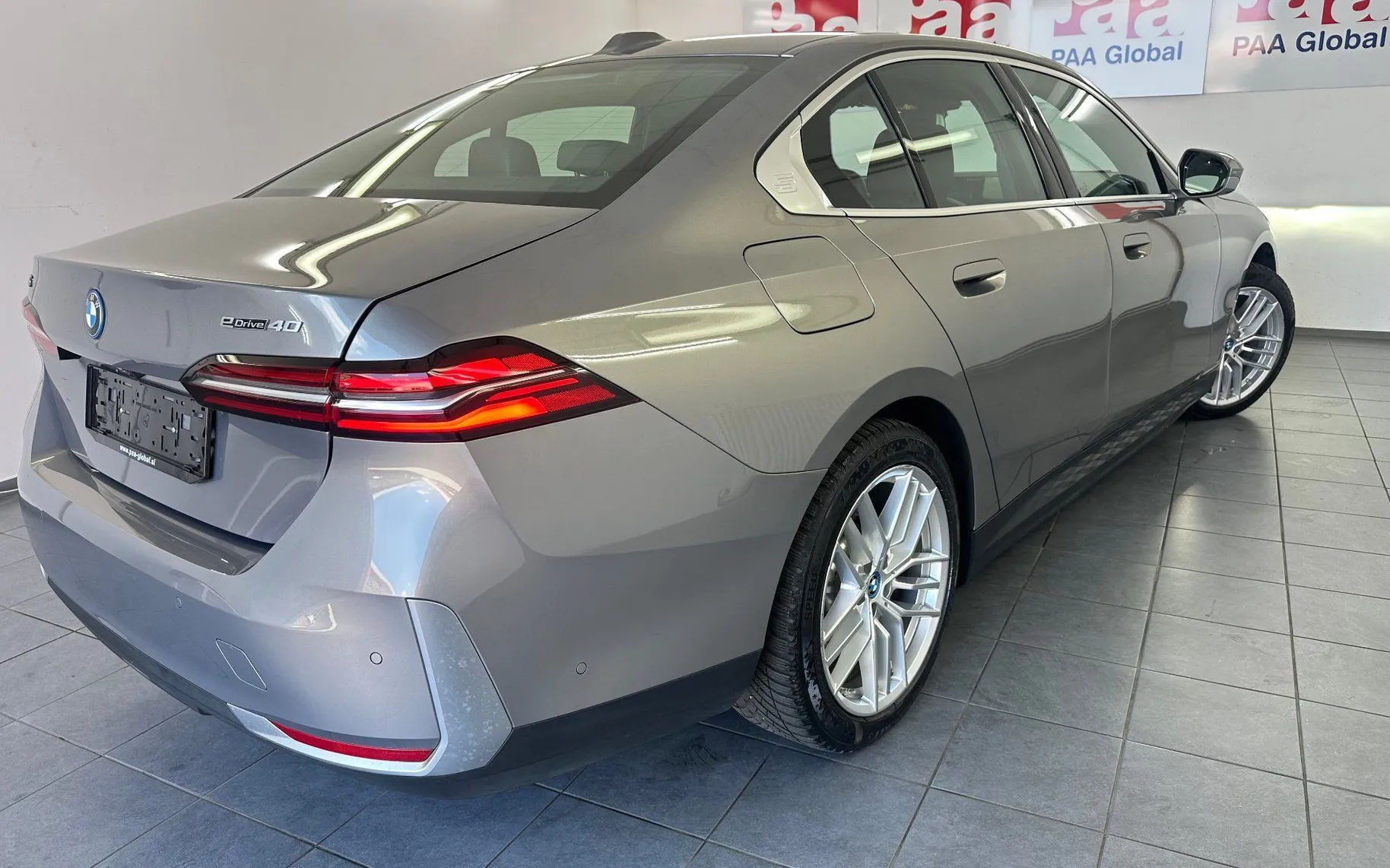 Zunanja slika - BMW i5 Limousine - eDrive40.LUKSENBURG.KAMERA.USNJE.LED-subvencija - 12