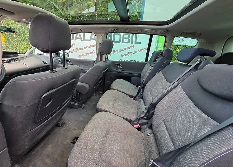 Zunanja slika - Renault Espace - 2.0 dCi 7 SEDEŽEV-PANORAMA-ALU PLATIŠČA - 12