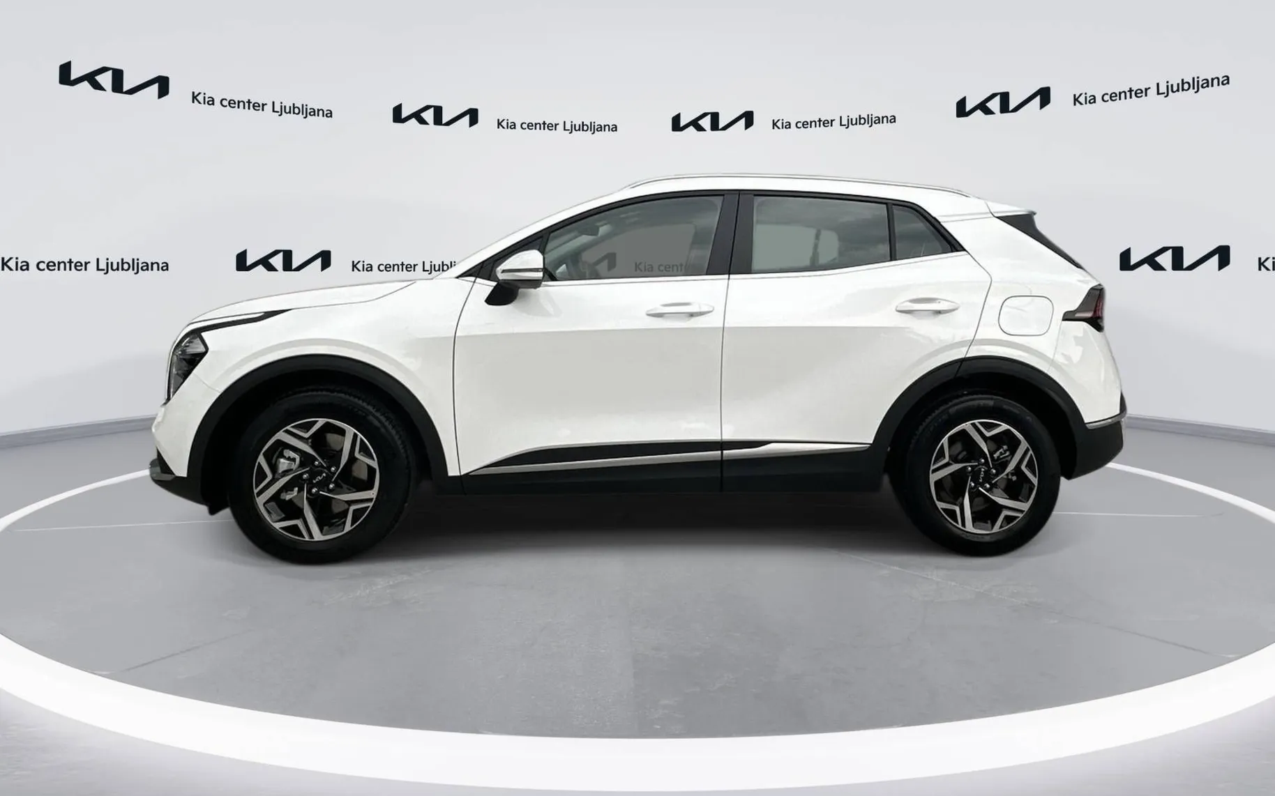 Notranja slika - KIA Sportage - 1.6 T-GDi LX Fresh. ISG M T... - 8