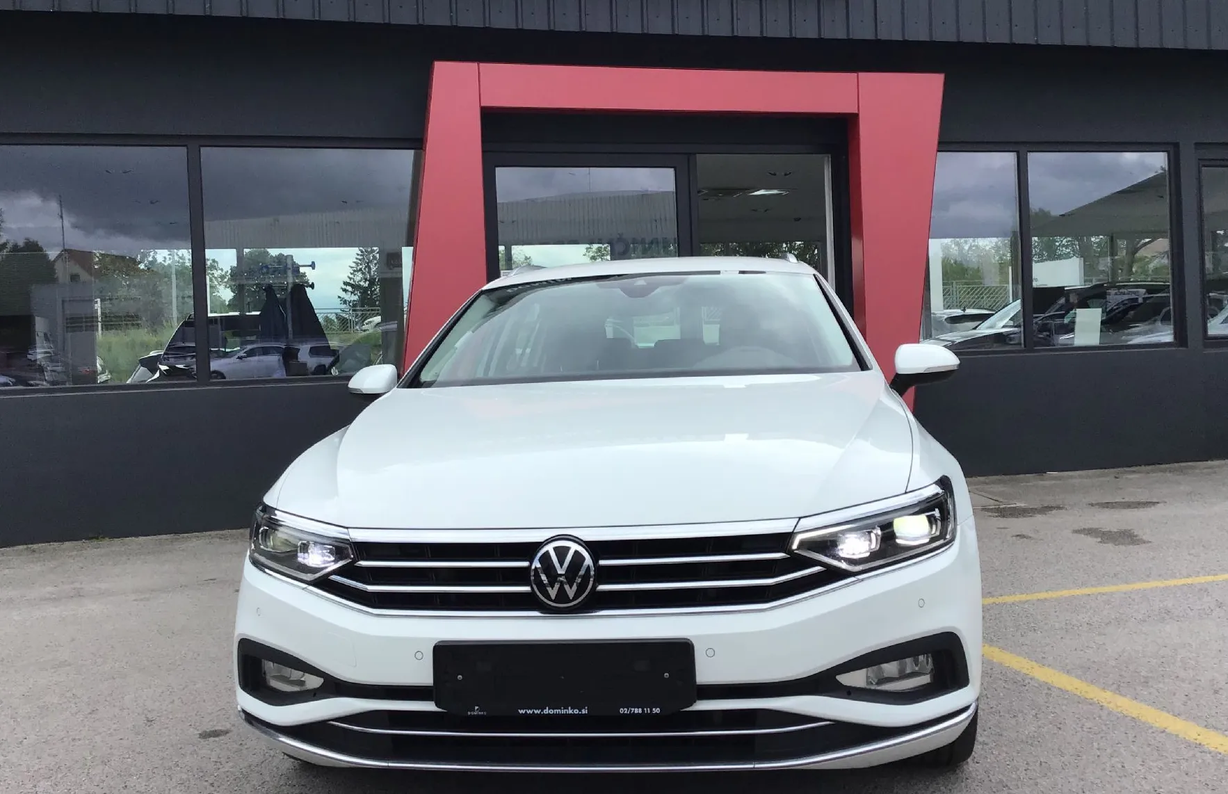 Zunanja slika - Volkswagen Passat - Variant 2.0 TDI BMT SCR Elegance DSG - 2