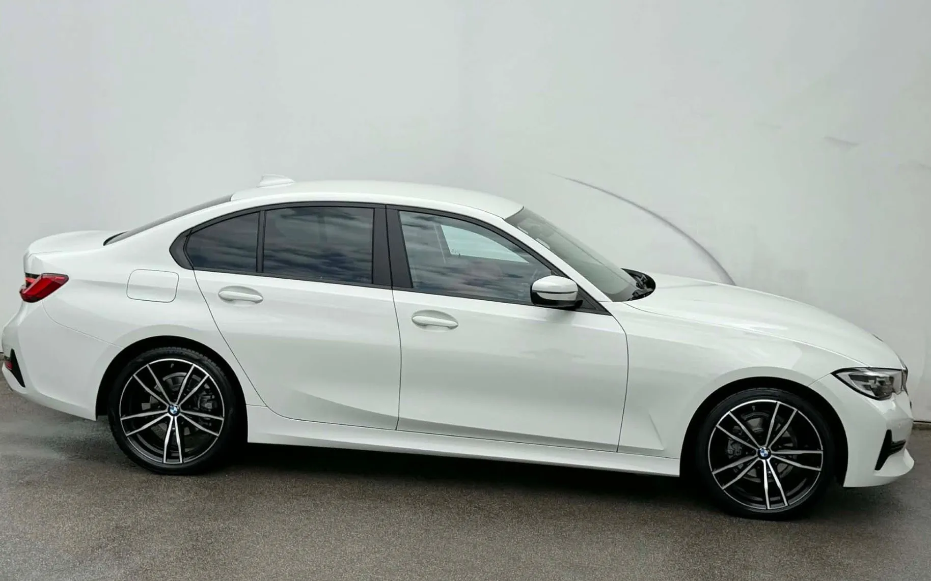Zunanja slika - BMW Serija 3 - : 318d-AUT-LED-100.000km-LIZING ZA TUJCE-NAVI- - 4