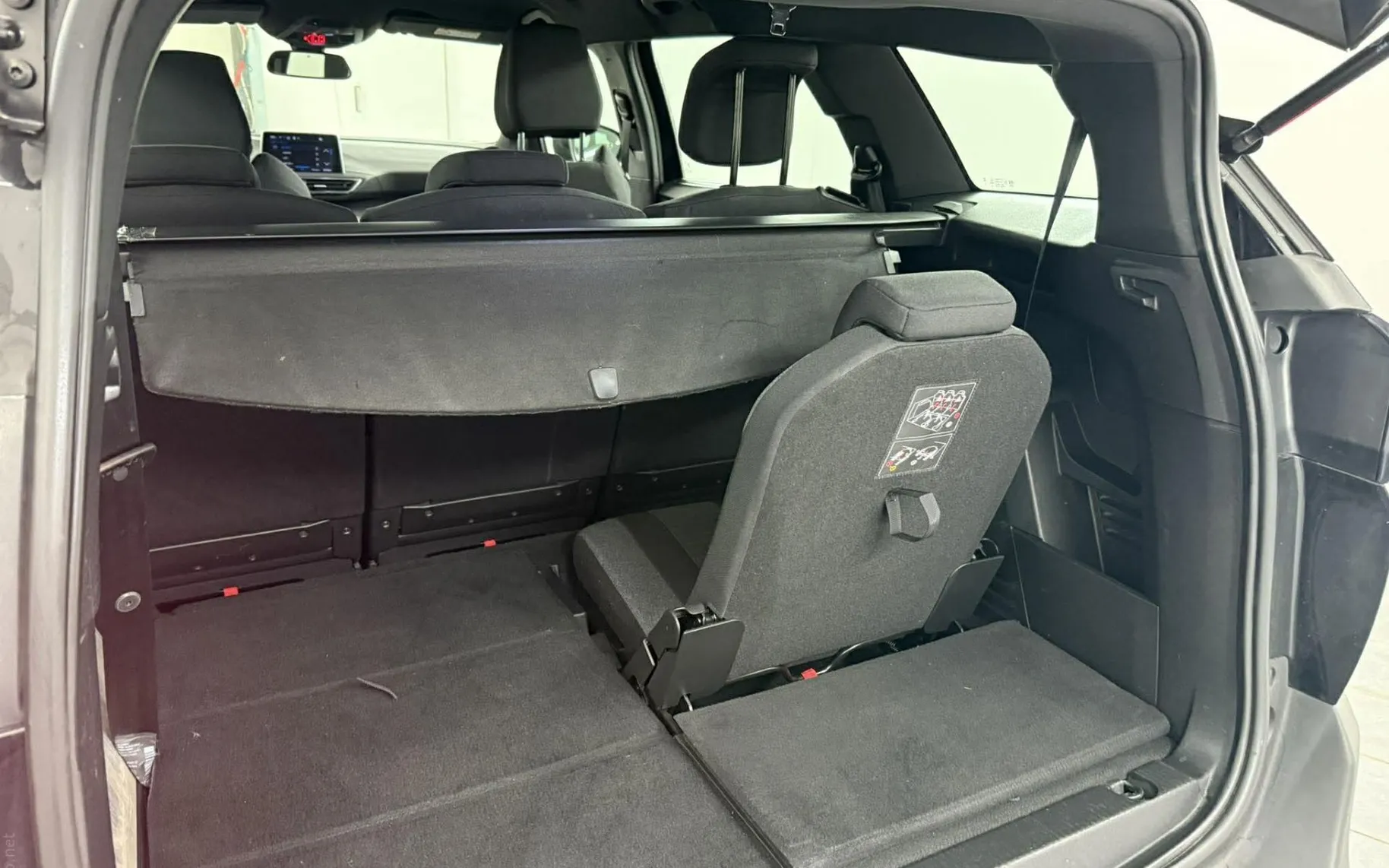 Zunanja slika - Peugeot 5008 - 1.2 PureTech 96 KW Avt.NAVI.KAMERA.2023 VELIKI SER - 16