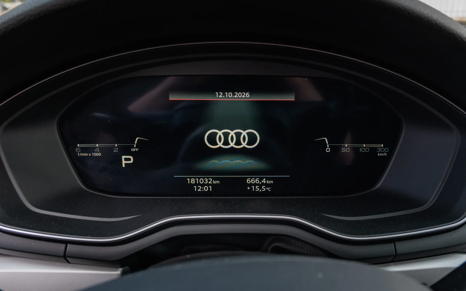 Notranja slika - Audi A4 - Avant quattro 45 TFSI Advanced S tronic - 11