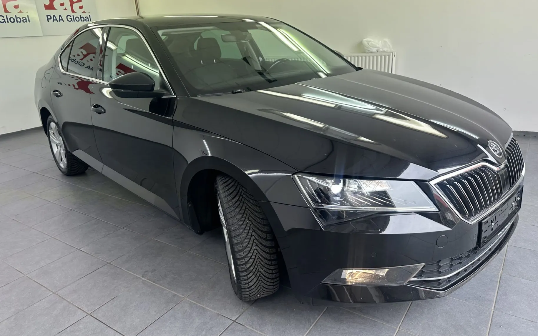Zunanja slika - Škoda Superb - 2.0 TDI Active DSG.LIMO.KAMERA.NAVI.SAMO 85.000 KM - 2