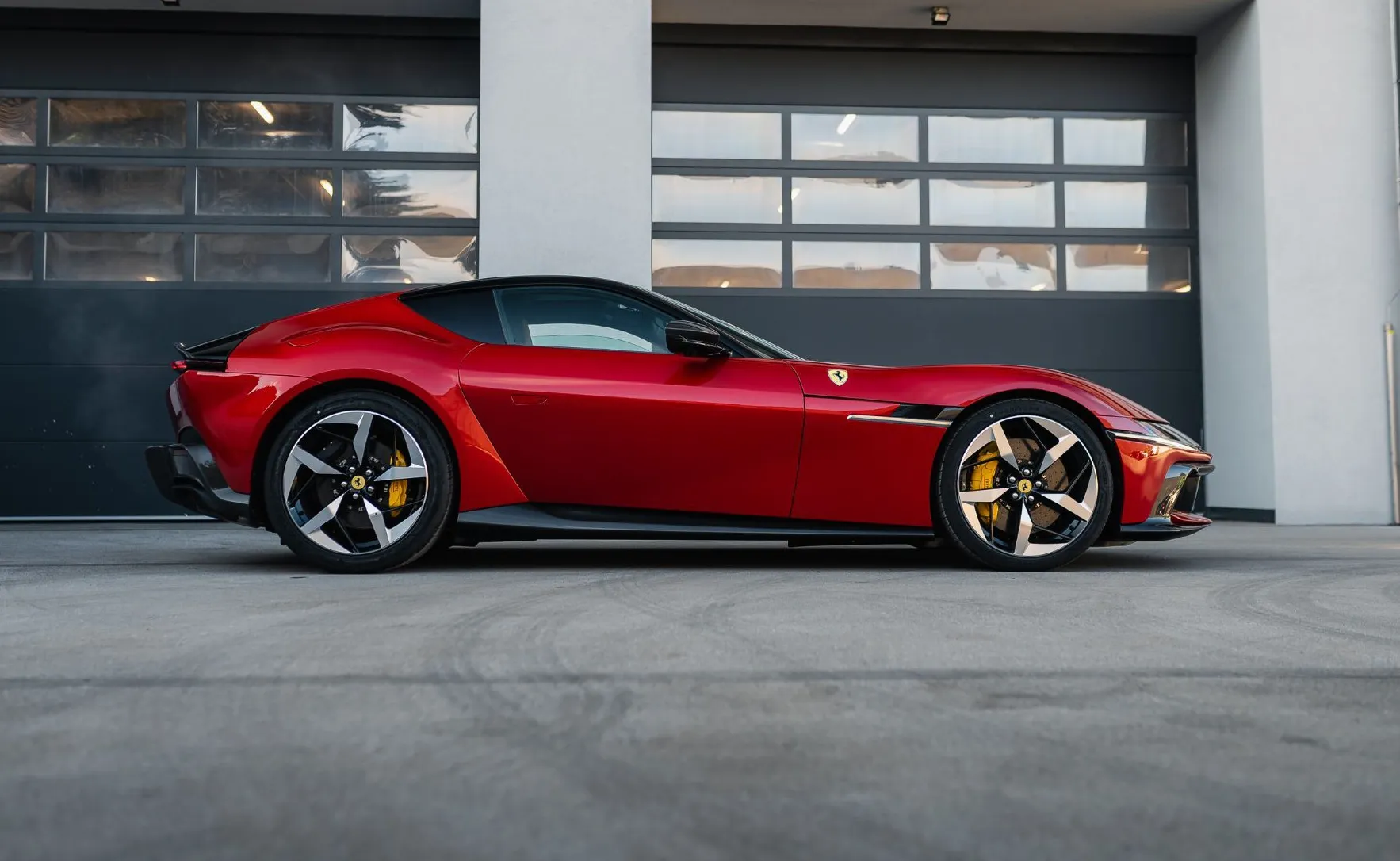 Zunanja slika - Ferrari 12cilindri Spider - 12 Cilindri VSA OPREMA - IMAMO GA - BO VAŠ? - 4