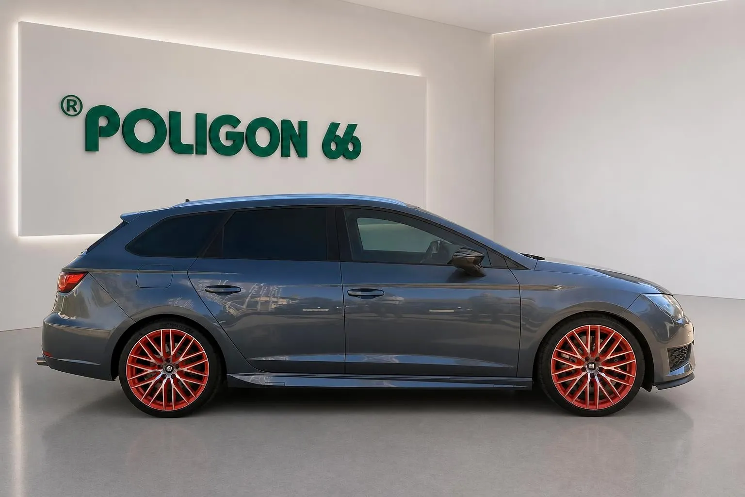 Zunanja slika - Seat Leon - ST 2.0 TSI Cupra DSG-PERFORMANCE PAKET-SLOV AVTO - 6