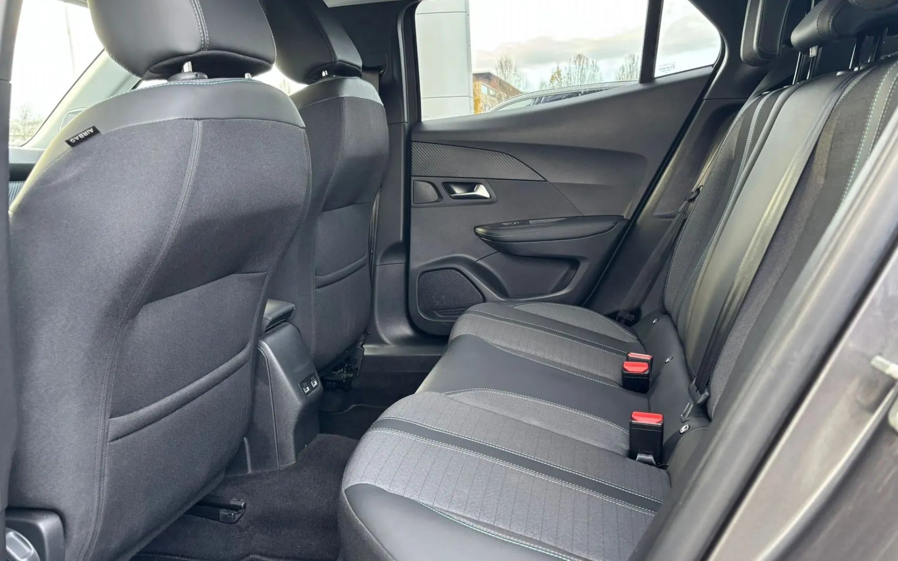Zunanja slika - Peugeot 2008 - 1.5 BLUEHDI ALLURE PACK KAMERA-TEMP.-NAVI - 8