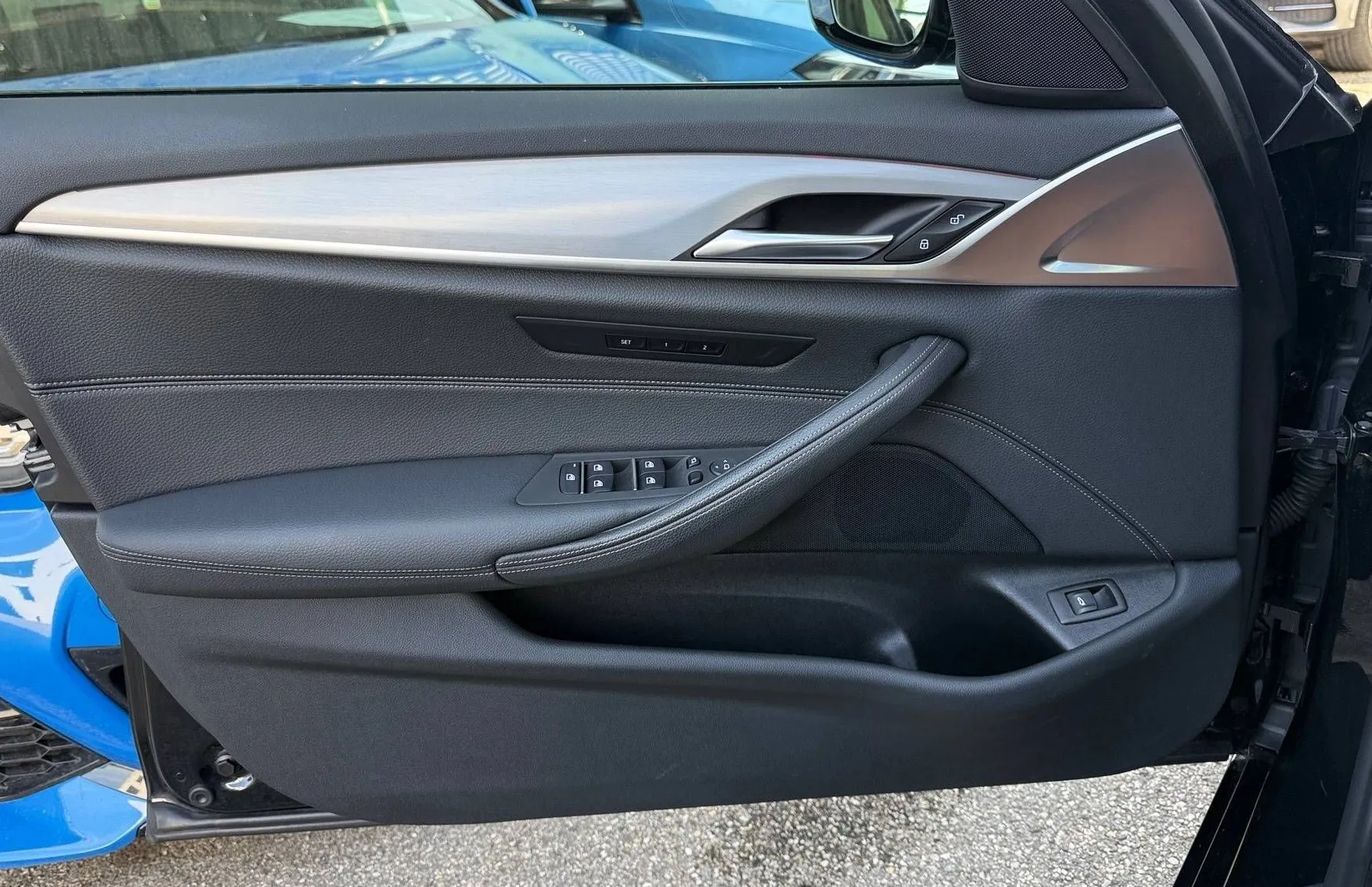 Zunanja slika - BMW Serija 5 - Touring: 520i M SPORT PAKET PANO USNJE NAVI KAMERA VIRTU - 10