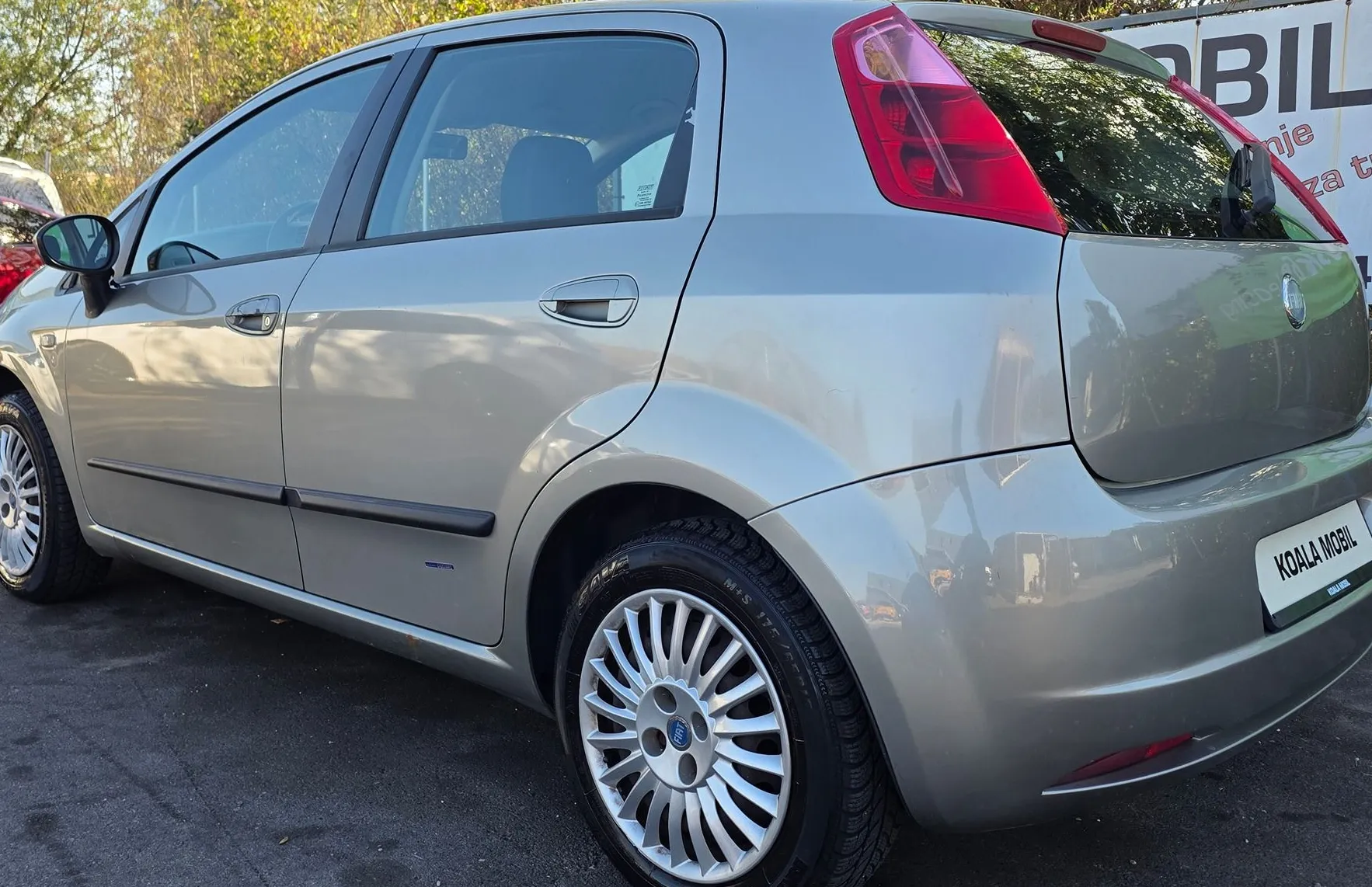 Zunanja slika - Fiat Punto - Grande 1.4 KLIMA-SLOVENSKI-LEP - 6