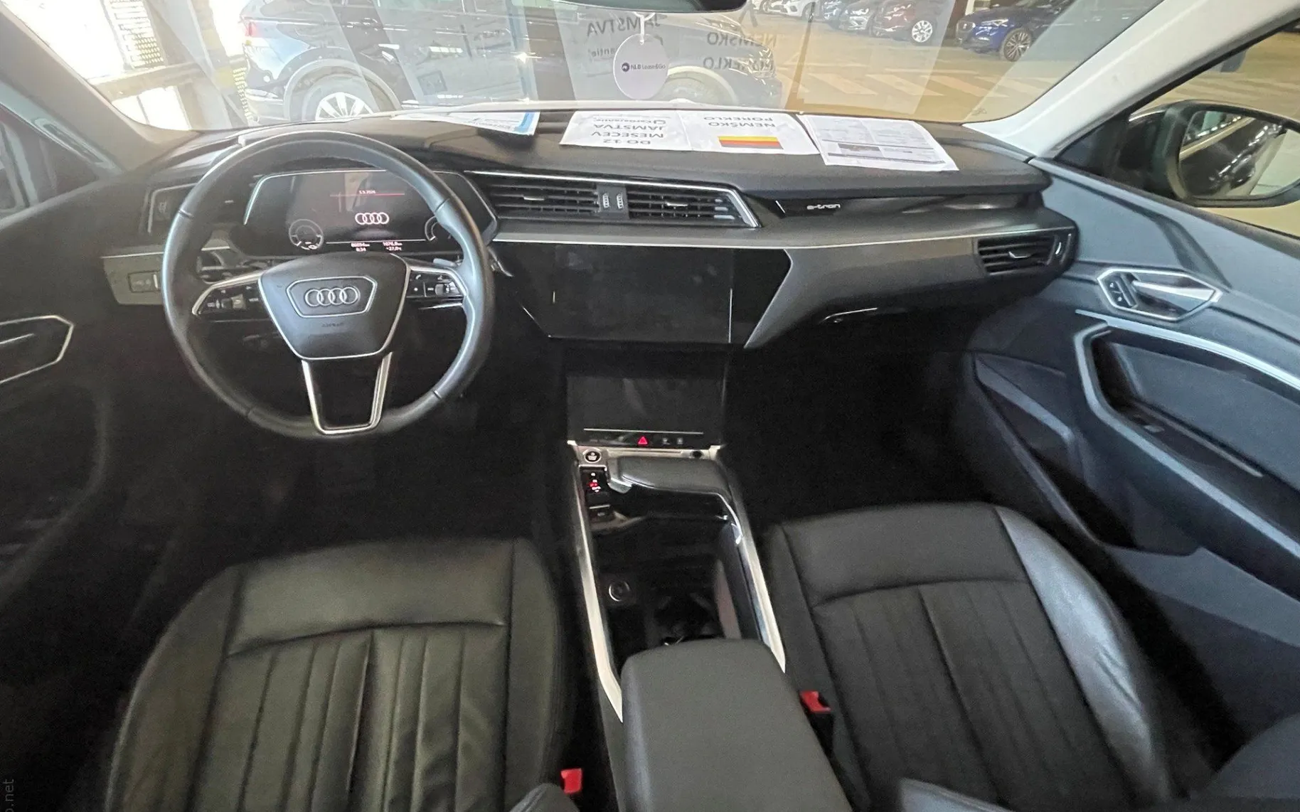 Zunanja slika - Audi e-tron - Audi  50 quattro.NEMŠKI.PANORAMA.KAMERA.LED. - 18