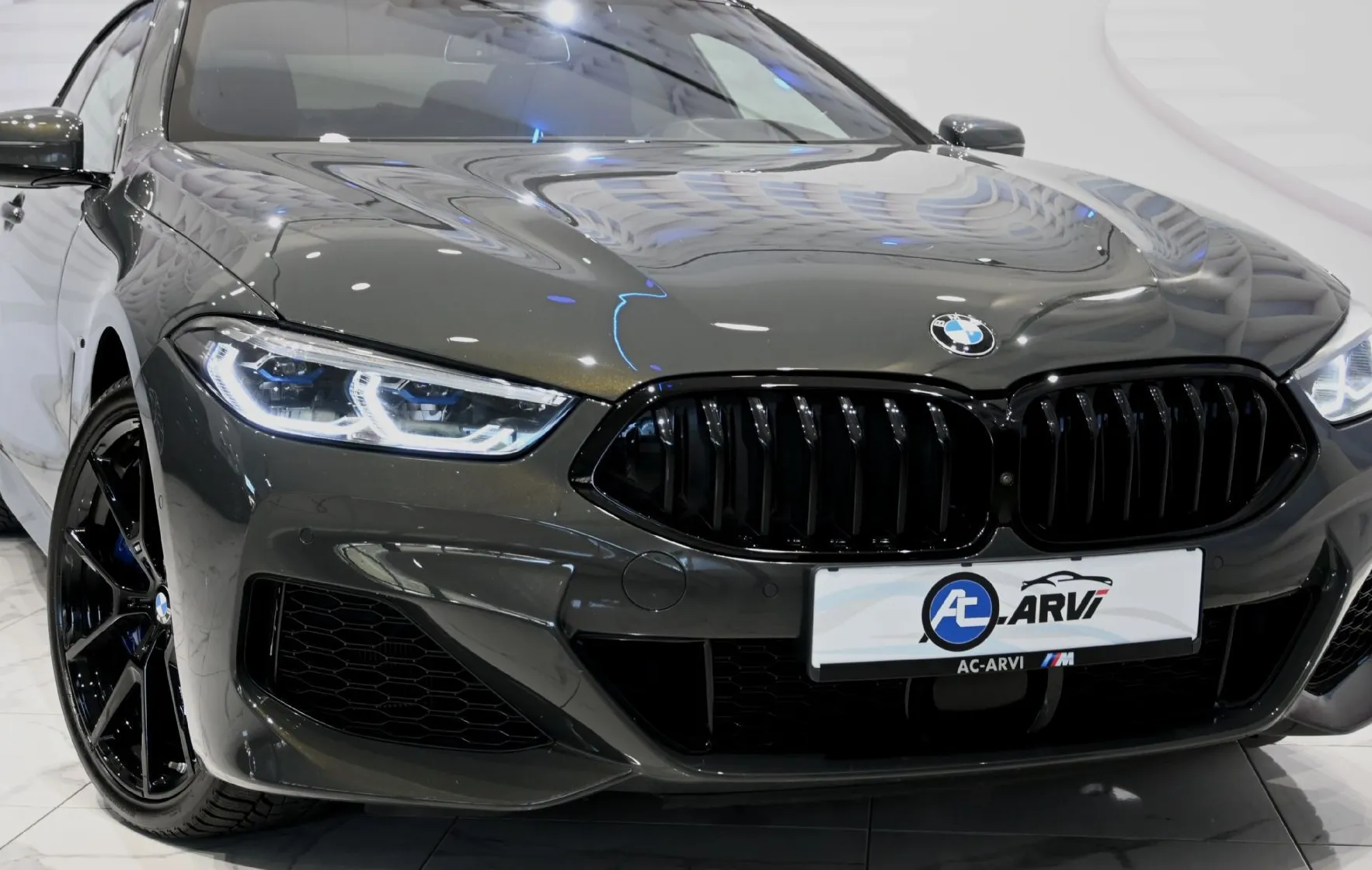 Zunanja slika - BMW Serija 8 - Gran Coupe: M850i xDriveRADAR-PANO-KEY-KAM360-BOWERSl. - 1