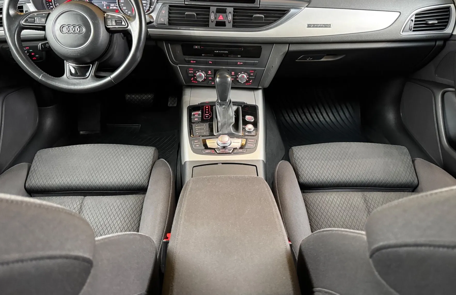 Zunanja slika - Audi A6 - Avant 2.0 TDI Quattro AUT. S Line-KLJUKA-GRETJE-TEMP - 15