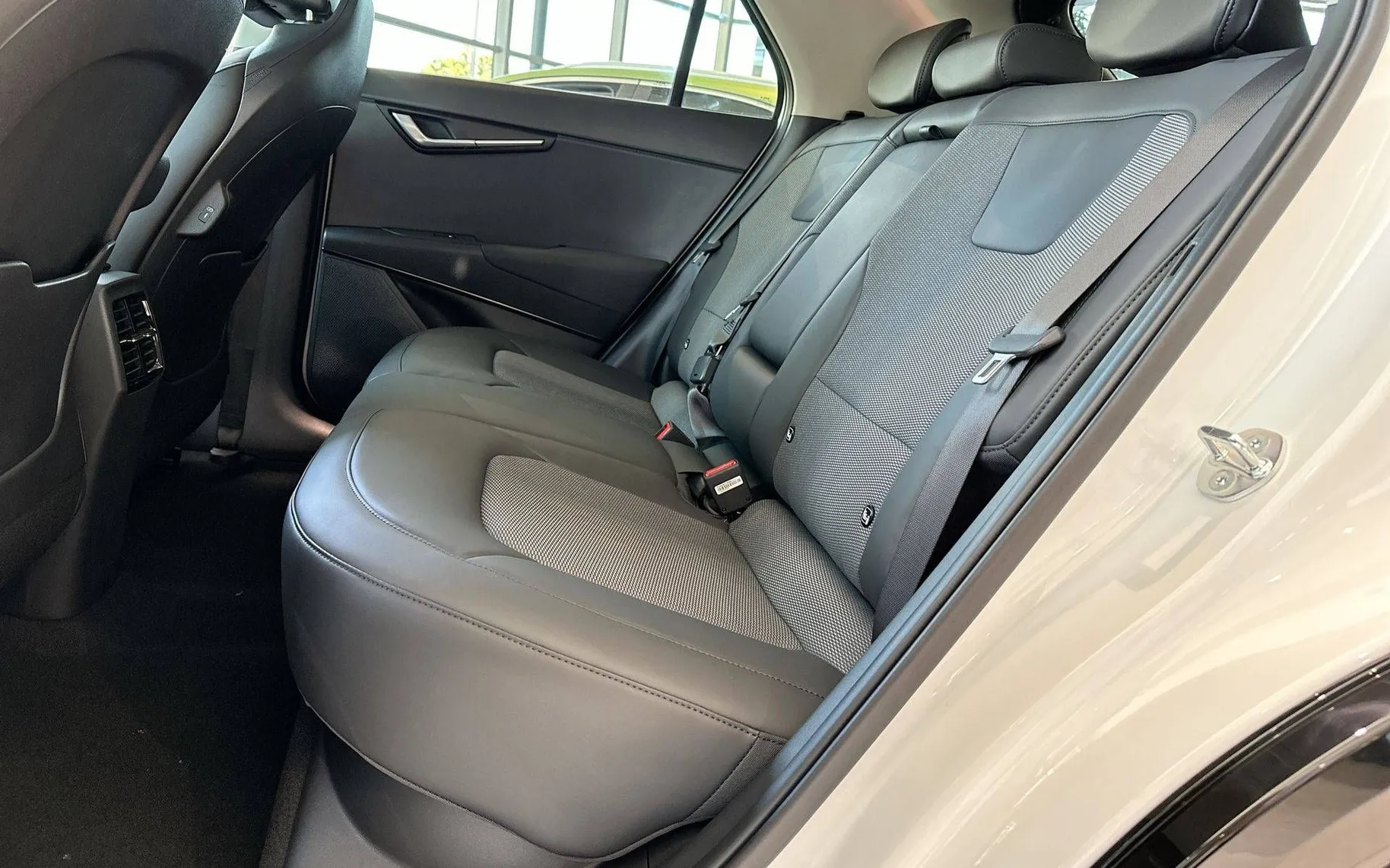 Notranja slika - KIA Niro - Limited Edition - 9
