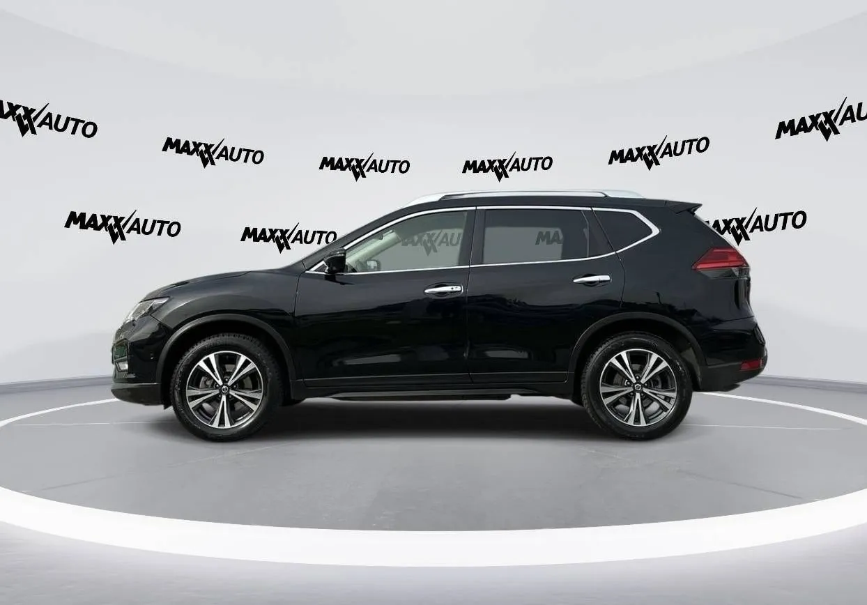 Notranja slika - Nissan X-Trail - 1.7 dCi Tekna - 8