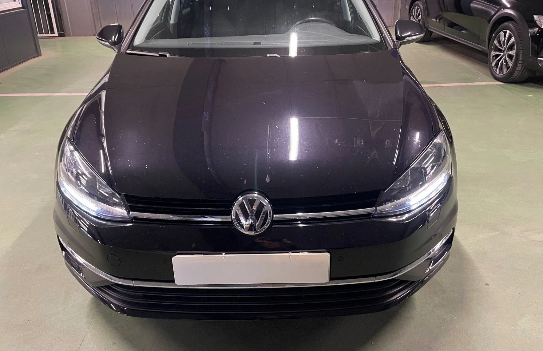 Zunanja slika - Volkswagen Golf - 2.0 TDI BMT Comfortline DSG PDC 2X.OGR. SEDEŽI. - 2