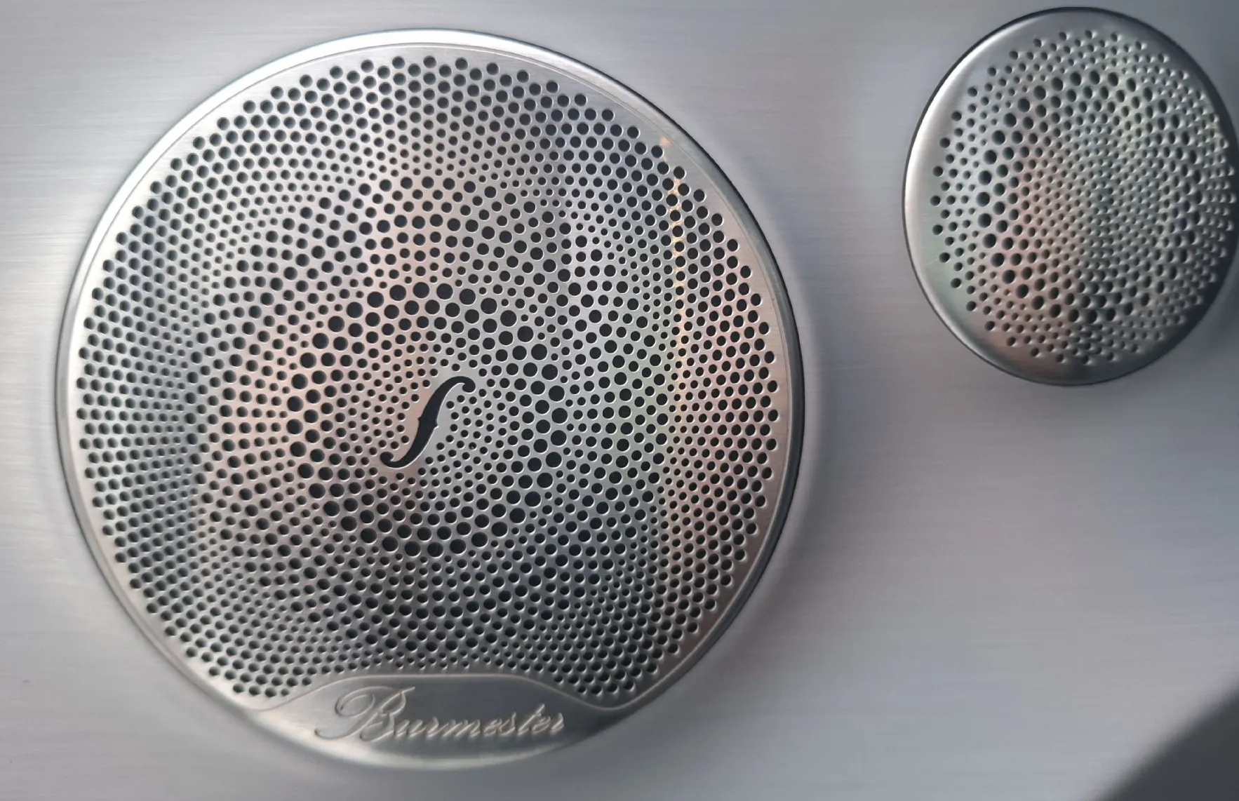 Zunanja slika - Mercedes-Benz E-Razred - E200 AMG LINE AVTOMATIK-BURMESTER HI-FI-KOT NOV - 14