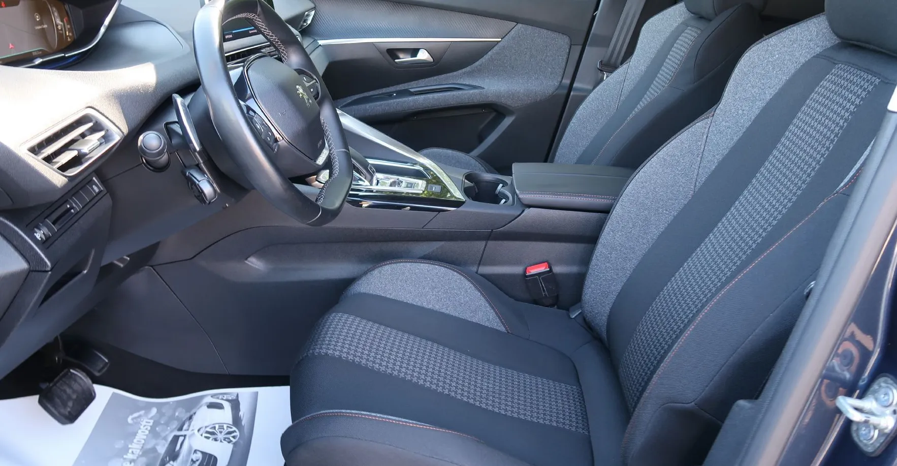 Zunanja slika - Peugeot 5008 - 1.5 BLUEHDI 130 AUT.-NAVI-KAMERA-PDC-7 SEDEŽEV - 12