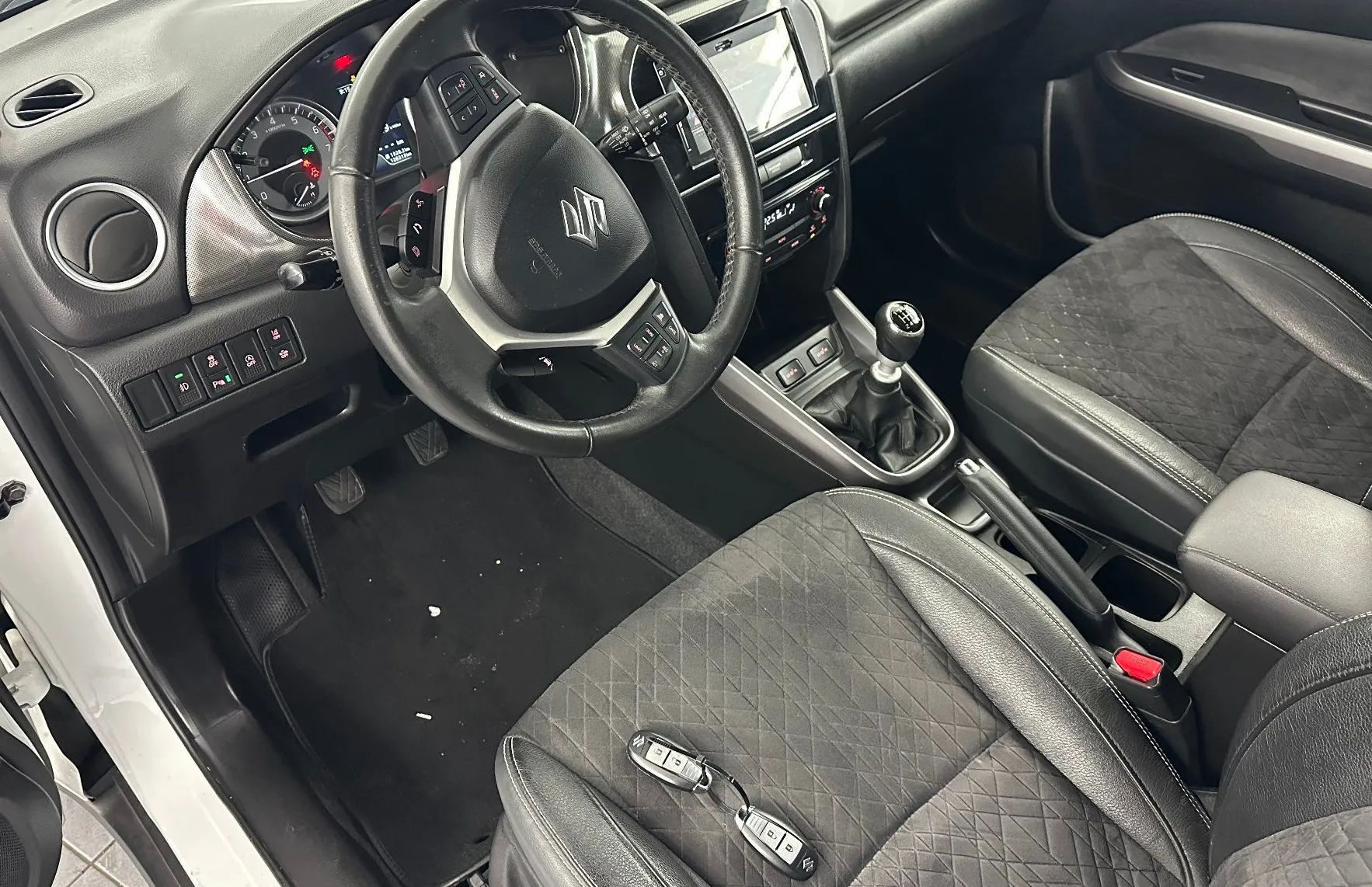Zunanja slika - Suzuki Vitara - 1.4 BOOSTERJET 103KW.NAVI.GRE.SEDEŽEV.128.000 KM - 5