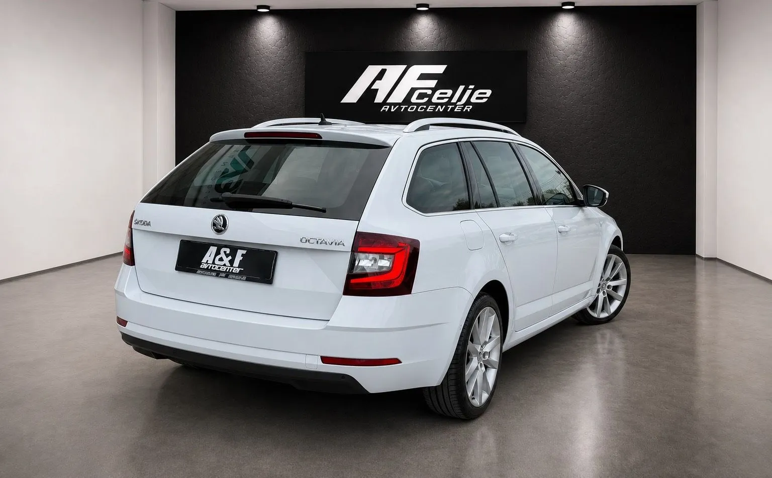 Zunanja slika - Škoda Octavia - 1.6 TDI-DSG-XENON+LED-LIZING ZA TUJCE-186.000km-.. - 5