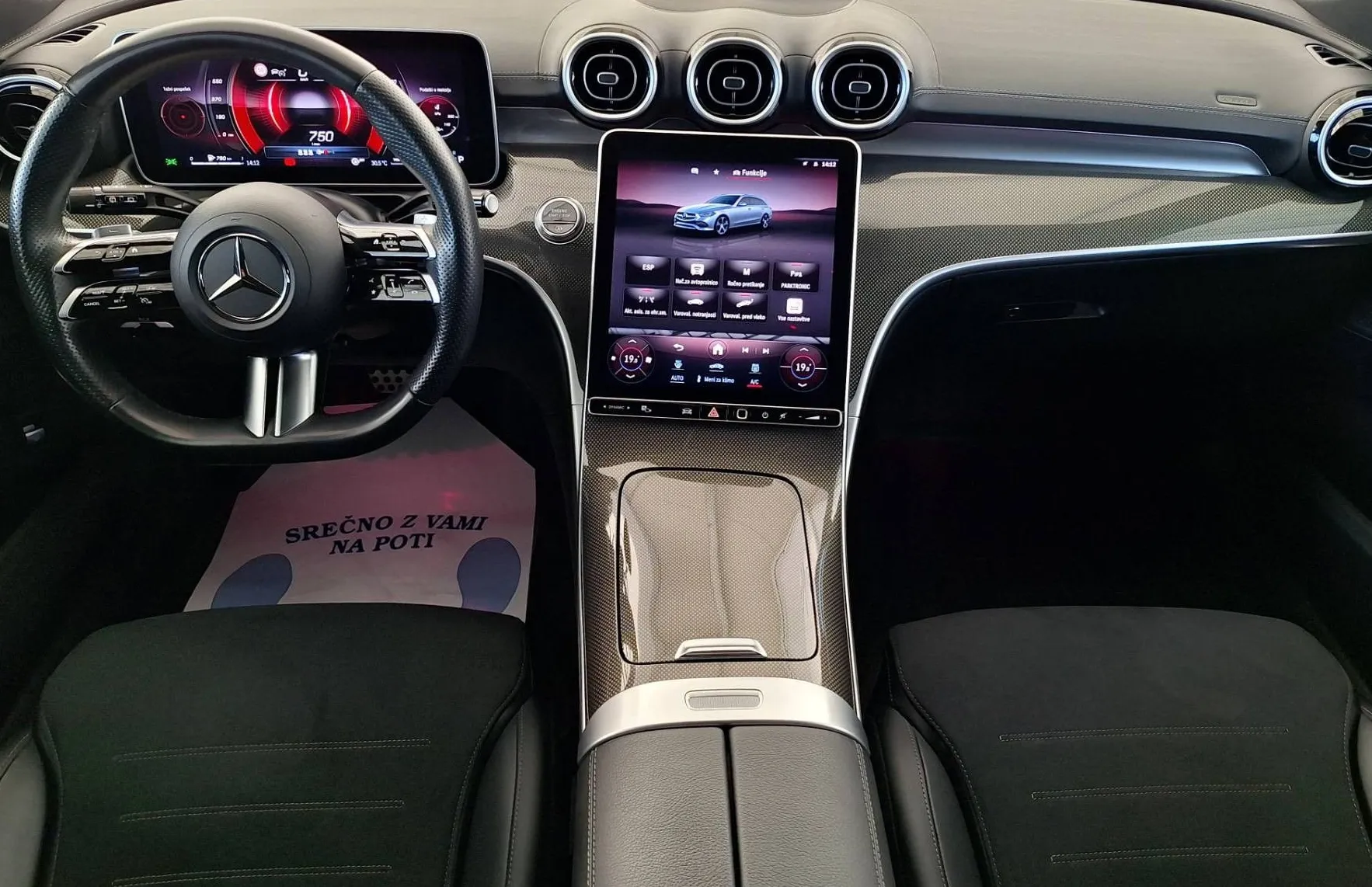 Zunanja slika - Mercedes-Benz C-Razred - C 300d AMG Line•AMBIENT•MRTVI KOTI•ACC• - 14