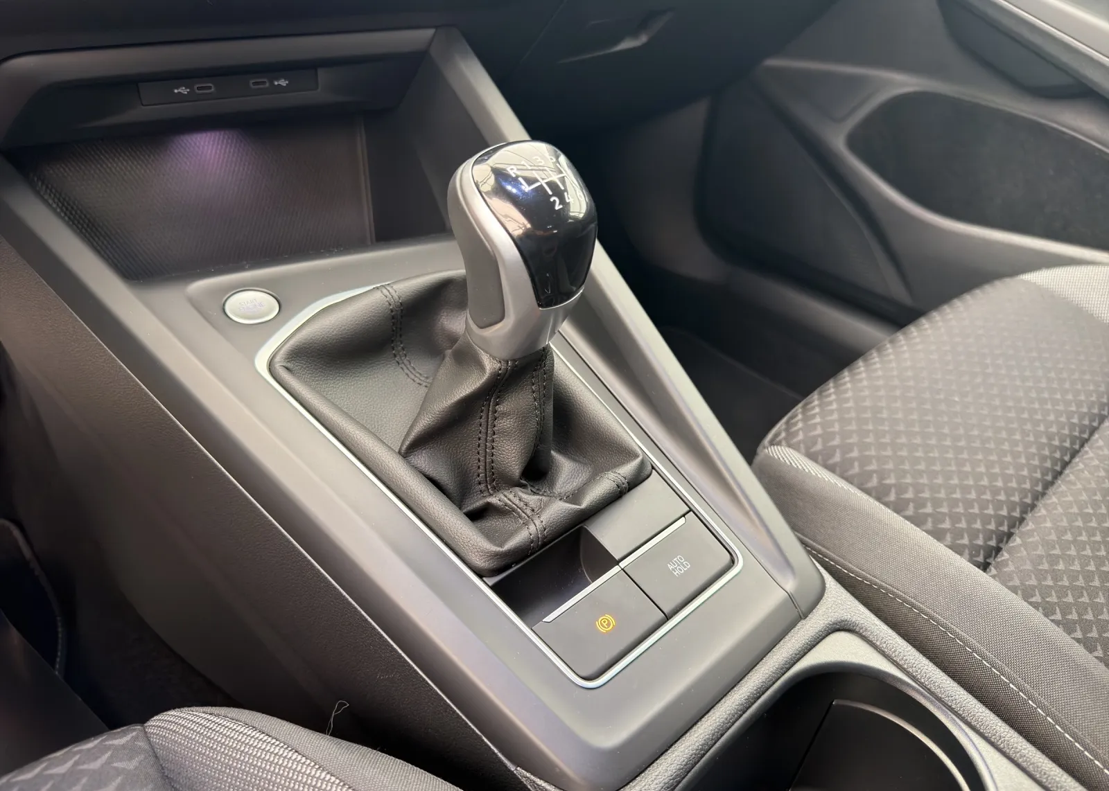 Zunanja slika - Volkswagen Golf - 1,5 TSI - 8