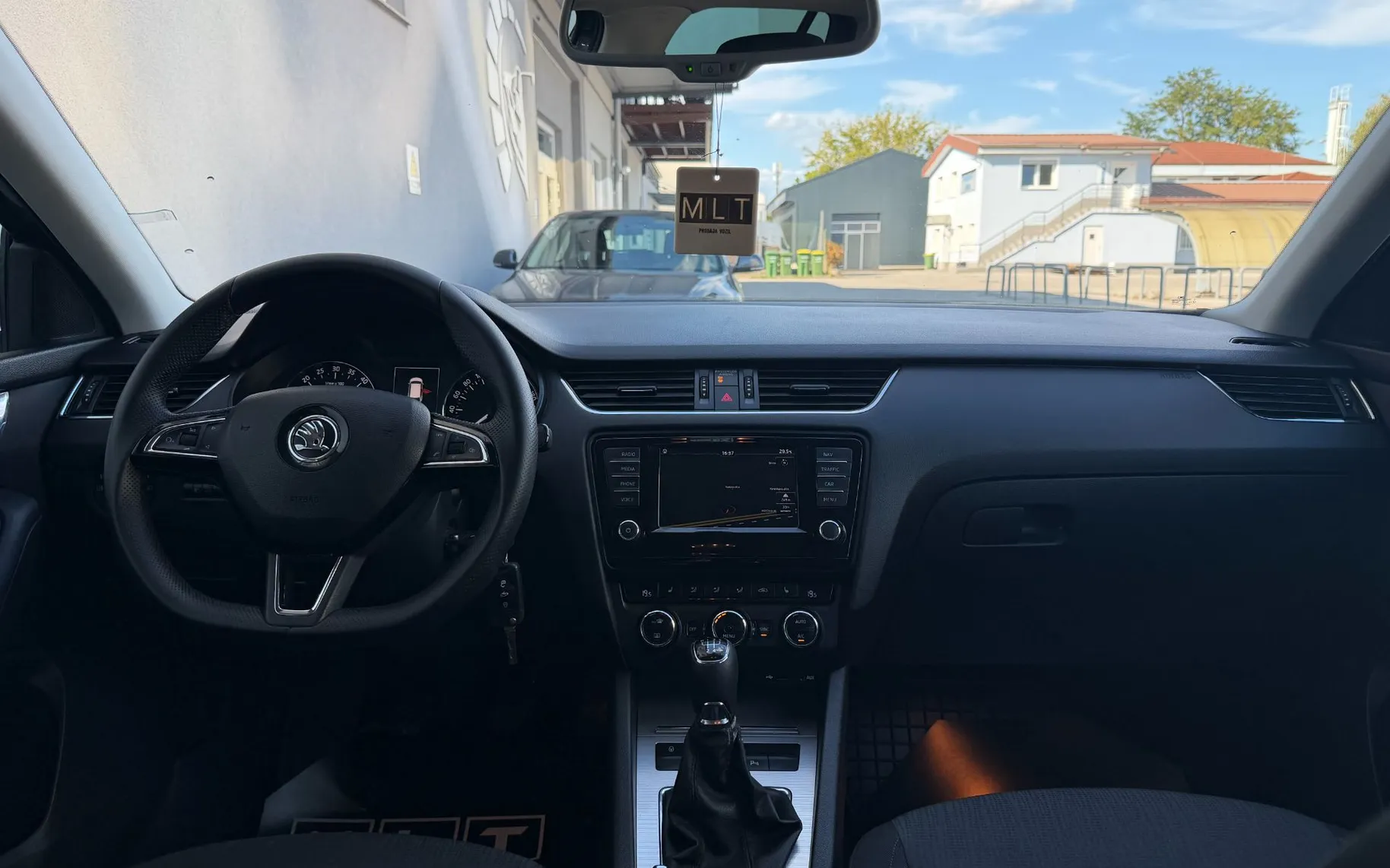 Zunanja slika - Škoda Octavia - Combi 1,6 TDI Easy - 9