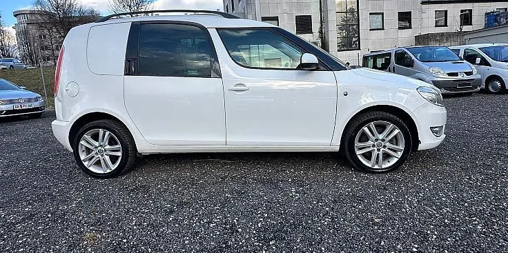 Zunanja slika - Škoda Roomster - 1.6 TDI CR Ambition 66  90 - 4