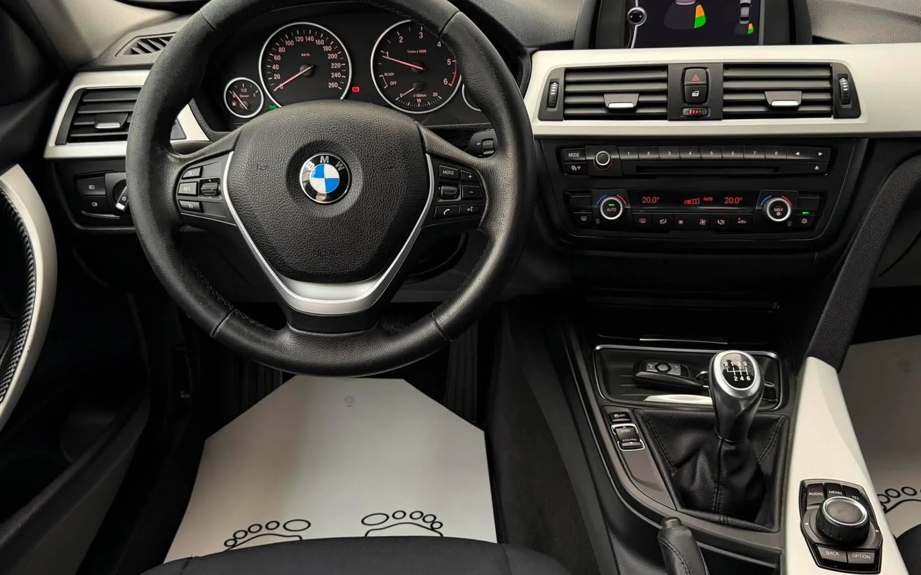 Notranja slika - BMW serija 3: - 316D•SLO•DIGI KLIMA•LIMUZINA•PDC SENZORJI•KREDIT•. - 9