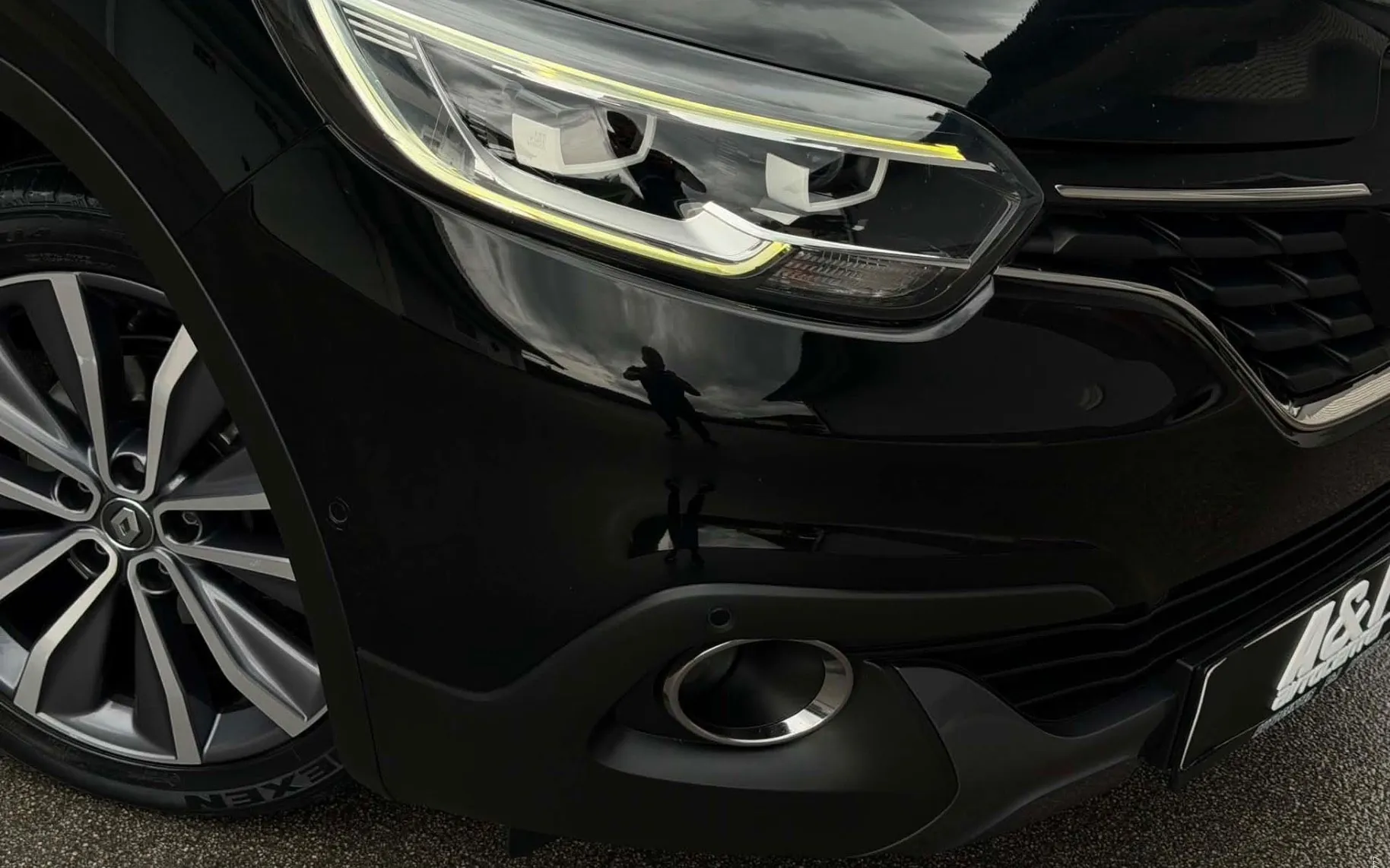 Notranja slika - Renault Kadjar - 1.6 DCI-4X4 POGON-BOSE-LIZING ZA TUJCE-XENON+LED-. - 8