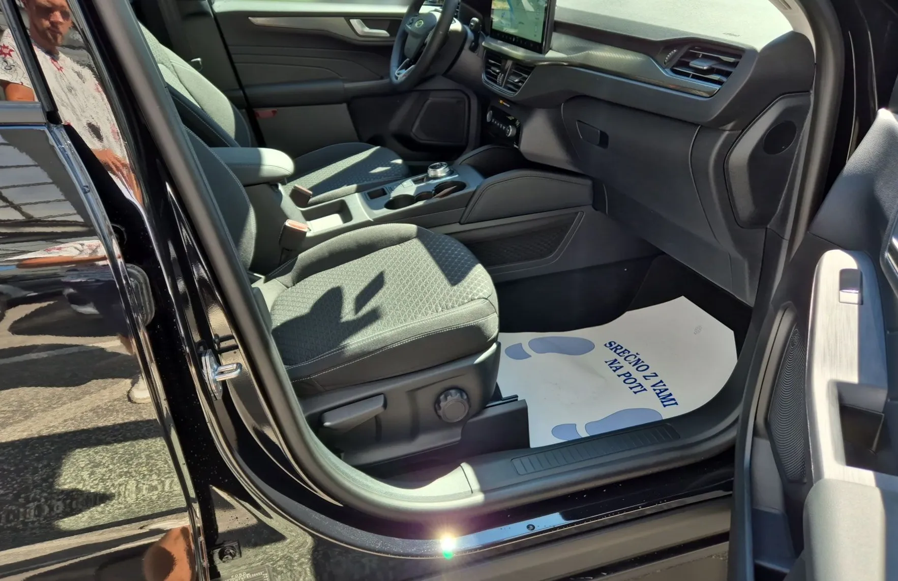 Zunanja slika - Ford Kuga - Titanium 1.5 EcoBoost 186KM A8 - 16