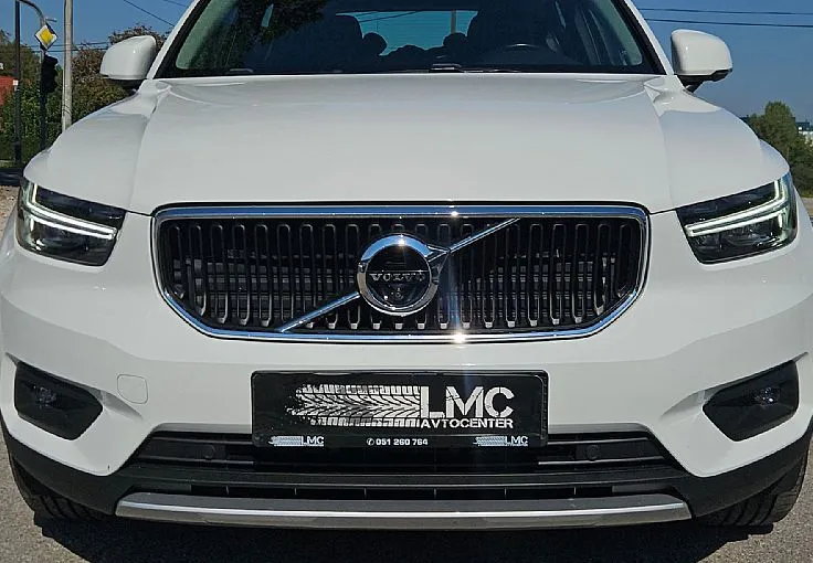 Zunanja slika - Volvo XC40 - 2.0 TD °AUTOMATIC° °FULL-LED° °18-COL° °KAMERA° - 2