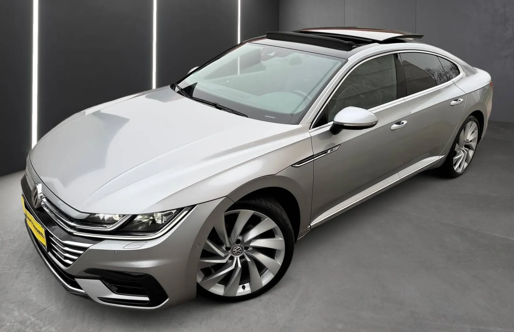 Zunanja slika - VW Arteon - 2.0 TSI R-LINE FULL LED NAVI PDC KAMERA PANO TOP - 2